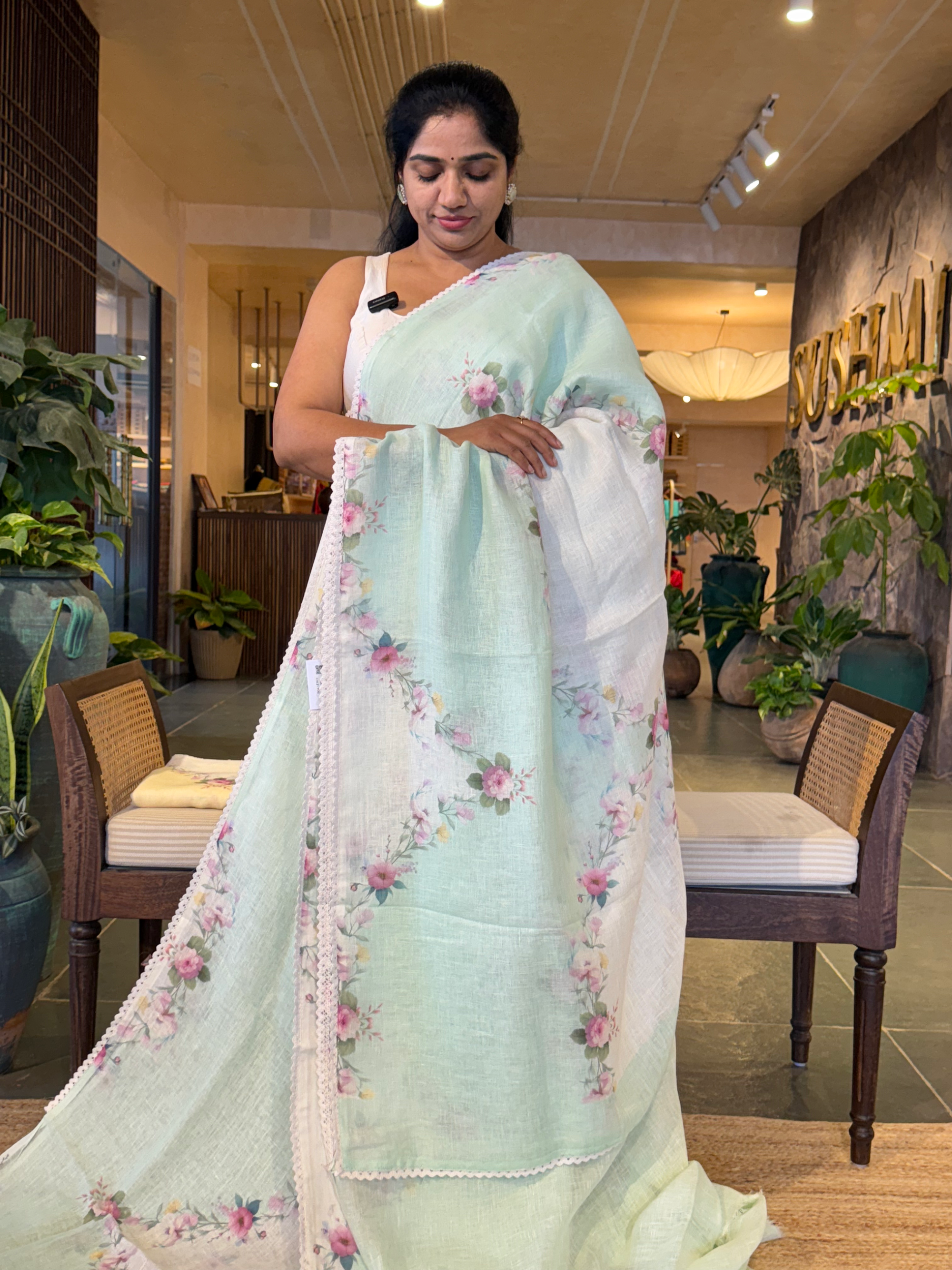 Mint Green Pure Handloom Linen Printed Saree in Lehariya Style