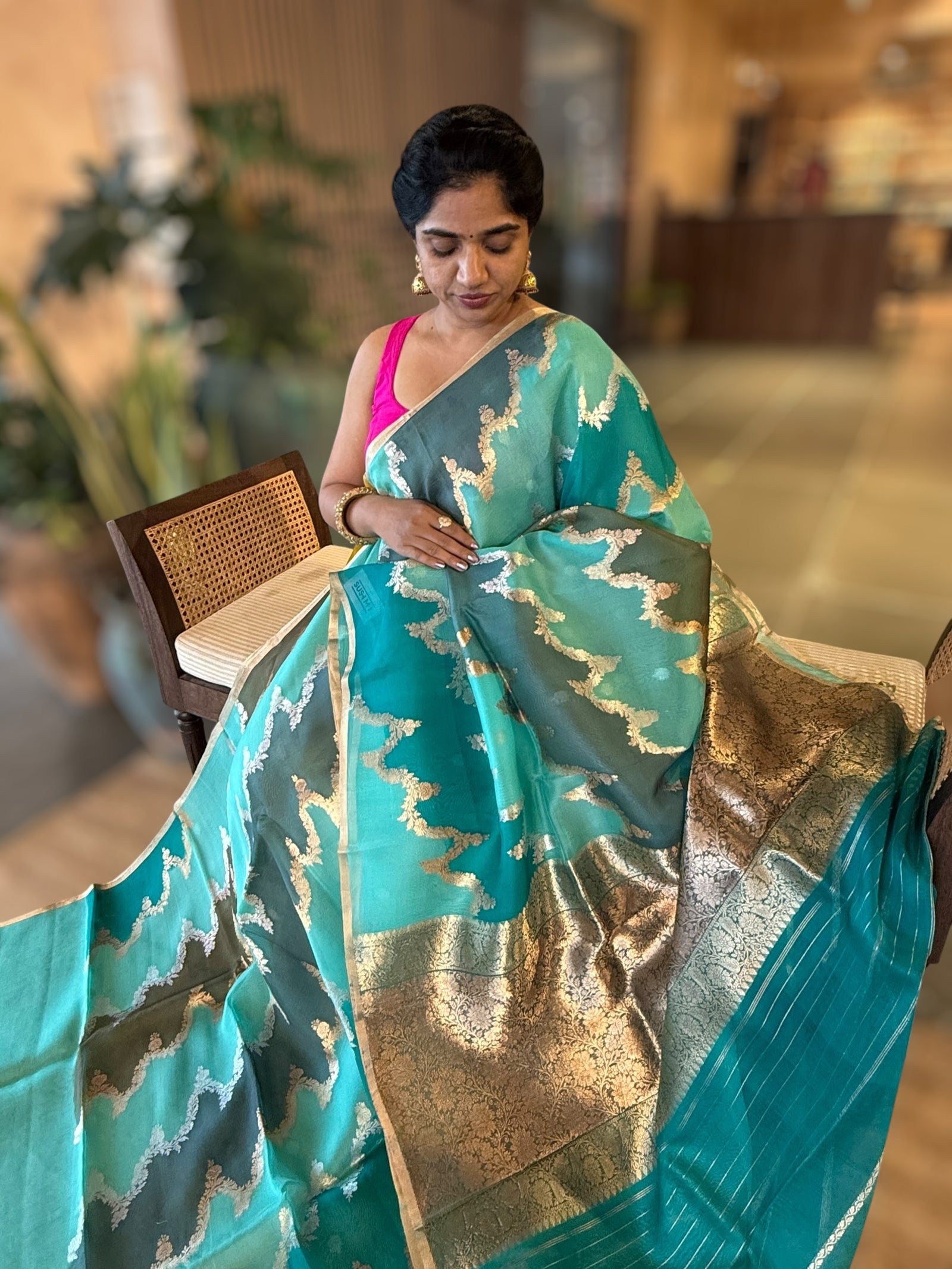 Designer Premium Handloom Rangkaat Kora Banarasi Saree  with Jewelry Design