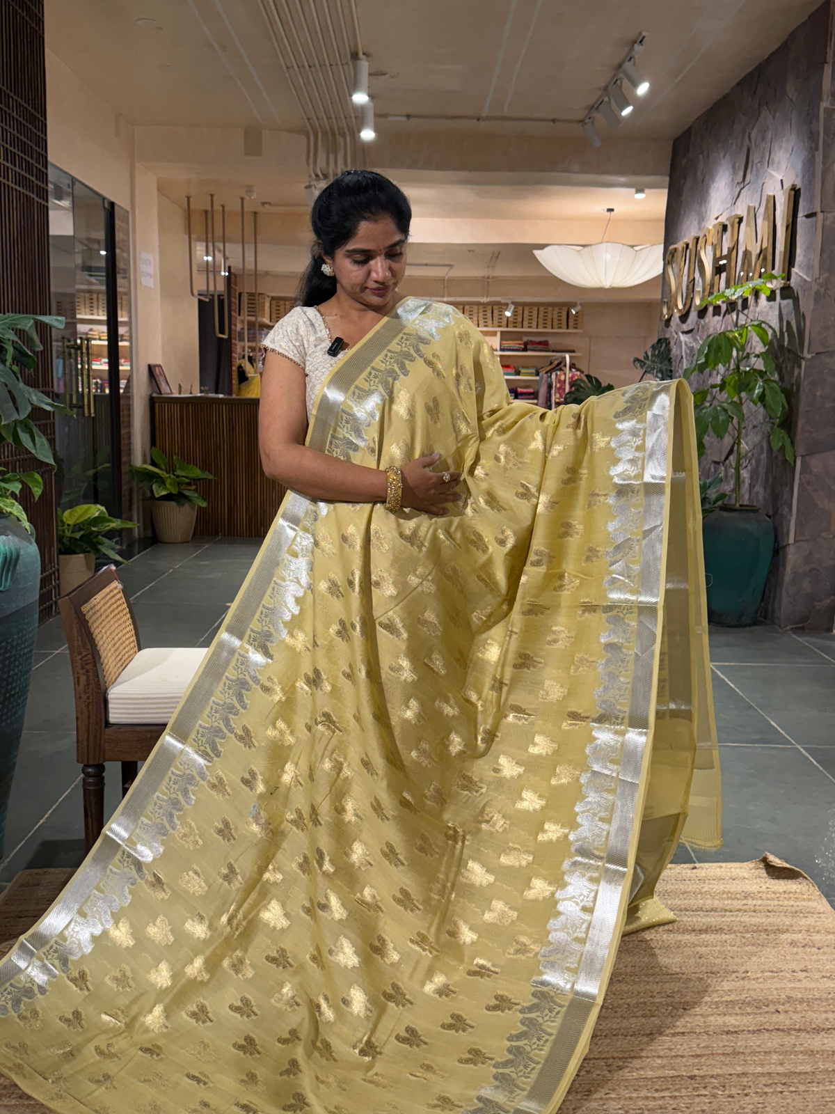 BMSA1408 Pastel yellow Banaras mul silk Cotton allover love birds weaving  Saree