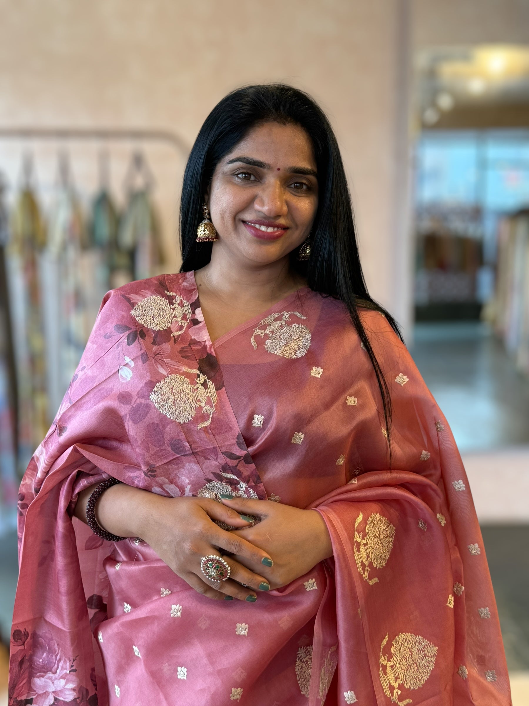 Onion Pink Organza Saree With Embroidered Open Border With Tussar Printed Blouse