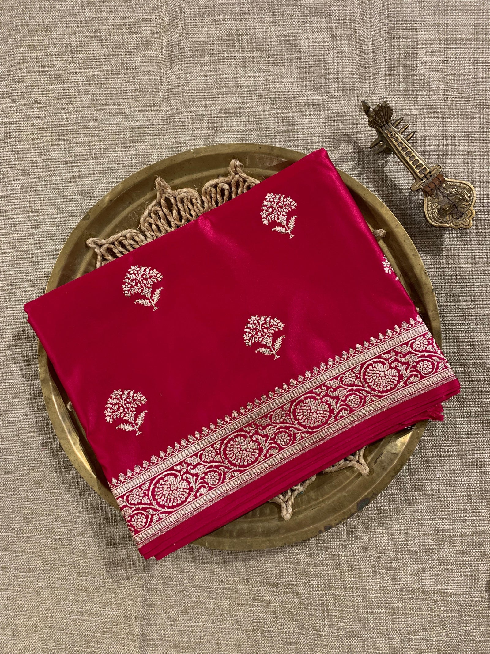 SMSSA220 Dark Pink Mashru Silk Saree With Scallop Border