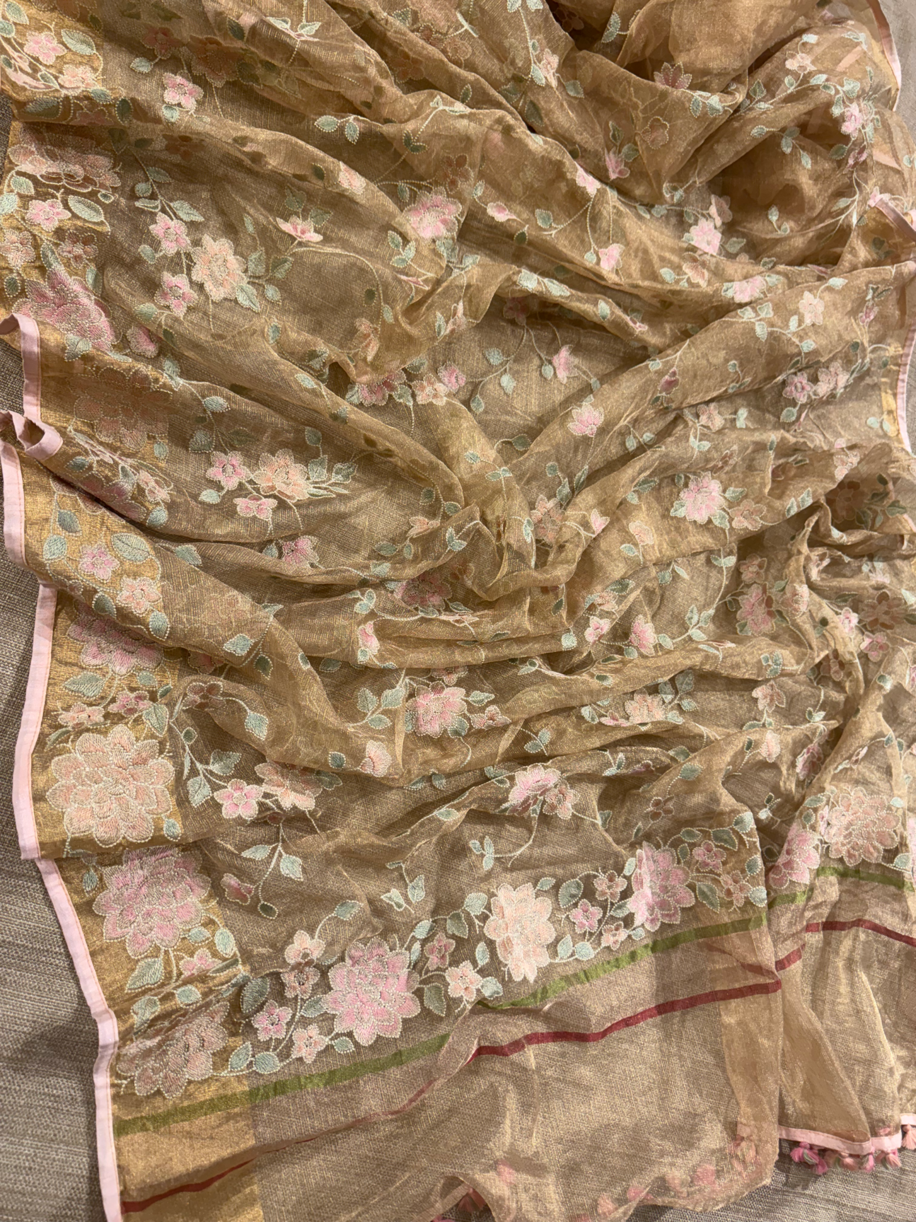 GTEA2001 : Pure Handloom Gold Tissue Saree With Allover Embroidery