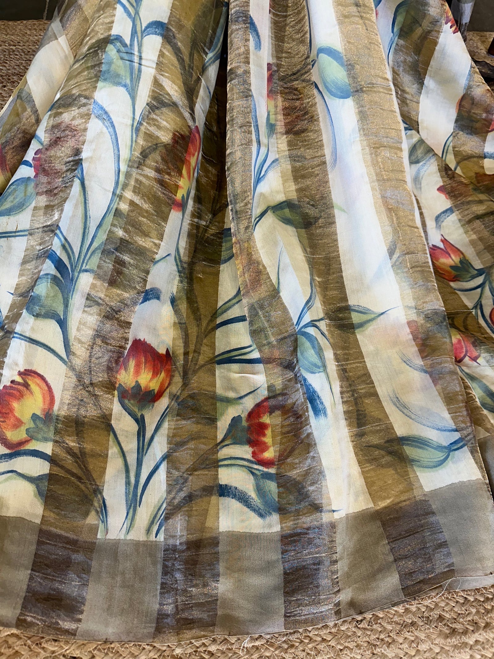 Pure Handloom Banarasi Munga Tissue  Saree with allover  handpainting