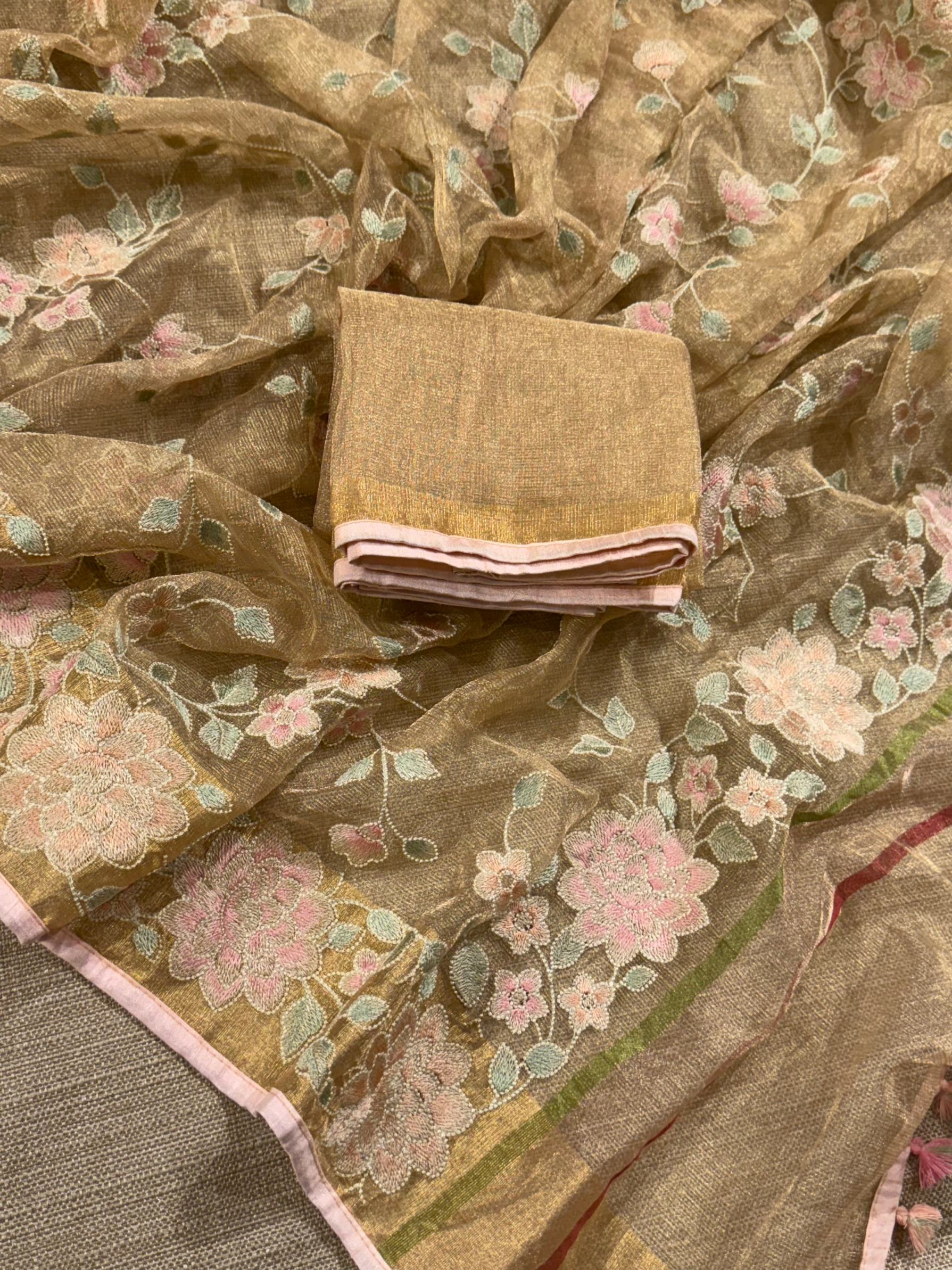 GTEA2001 : Pure Handloom Gold Tissue Saree With Allover Embroidery