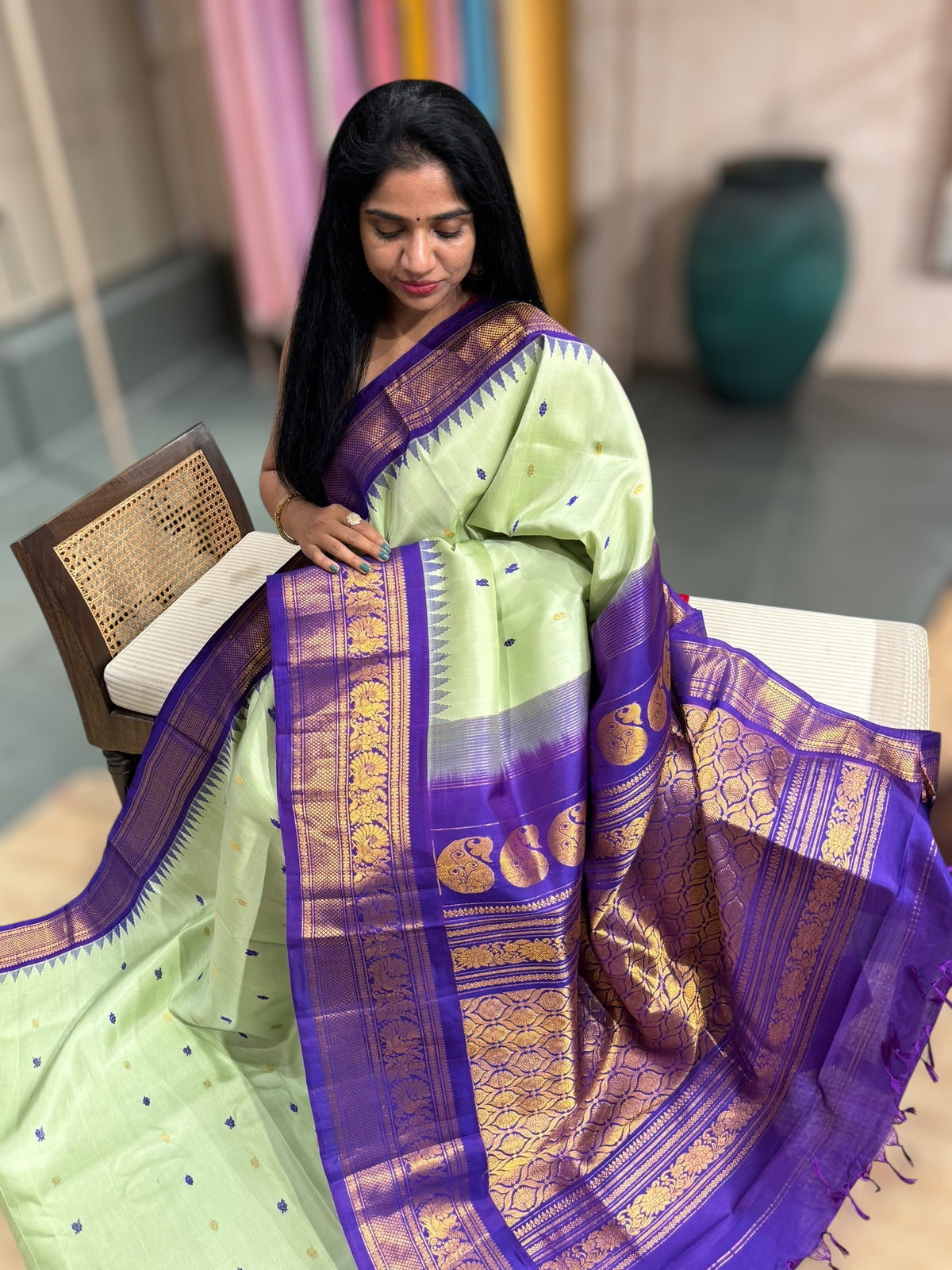 Vintage Gadwal Handloom Pure Silk Saree