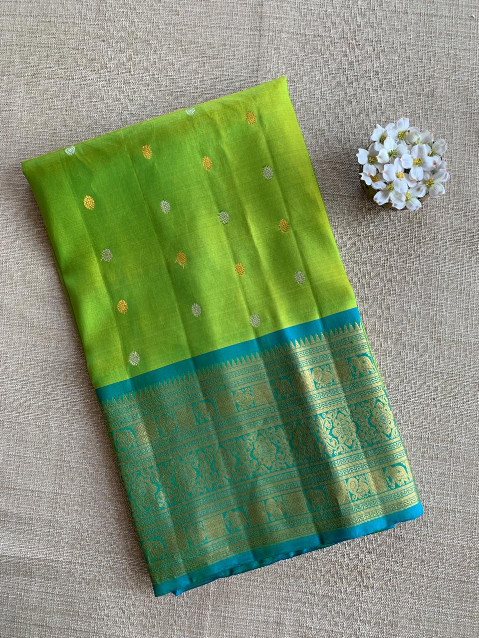 SGSA204 Peacock Blue and Royal Blue Combo Combo Gadwal Handloom Pure Silk Saree