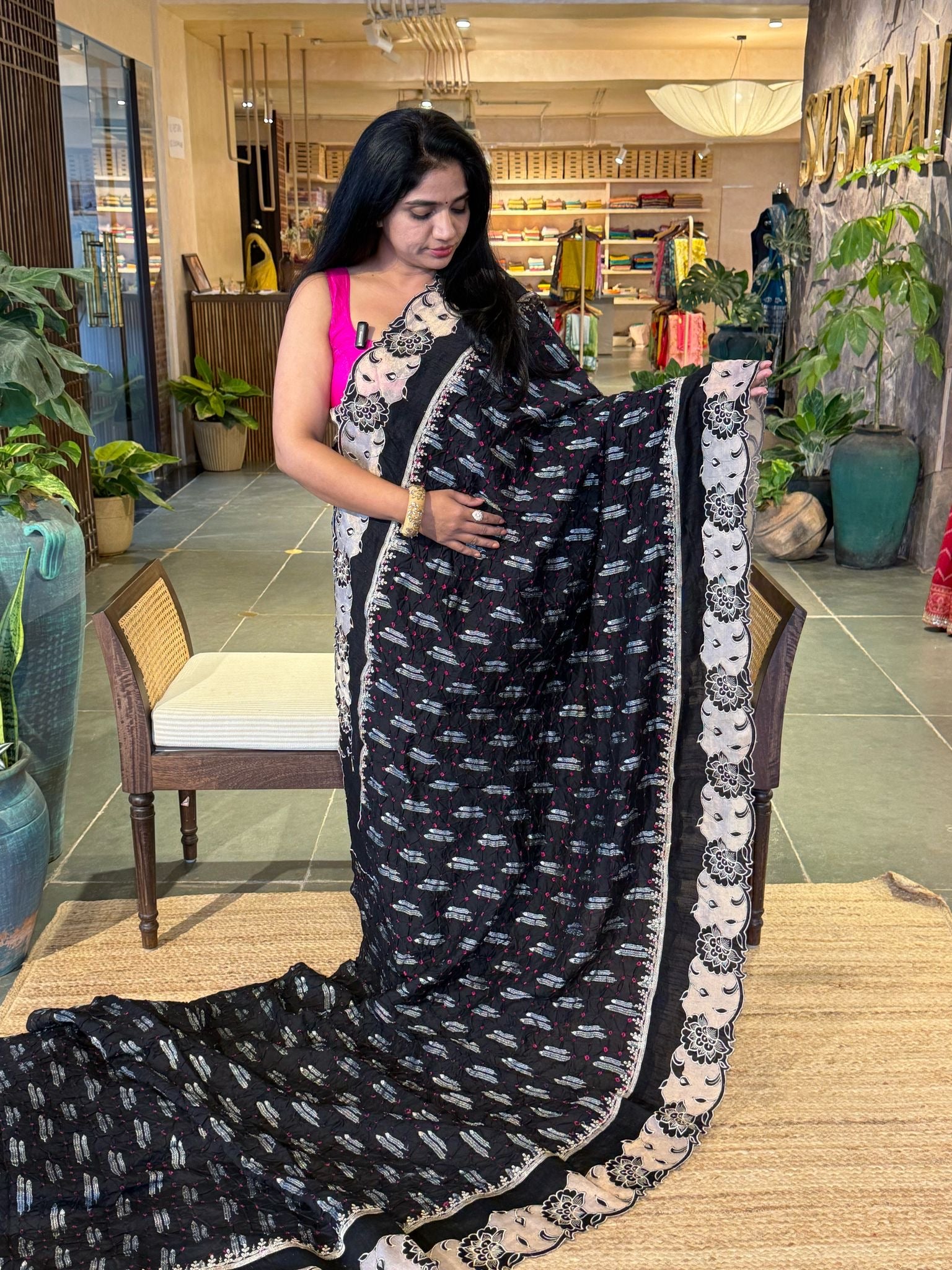 Banarasi Handloom Chiniya Silk Bandhini with Tissue Applique