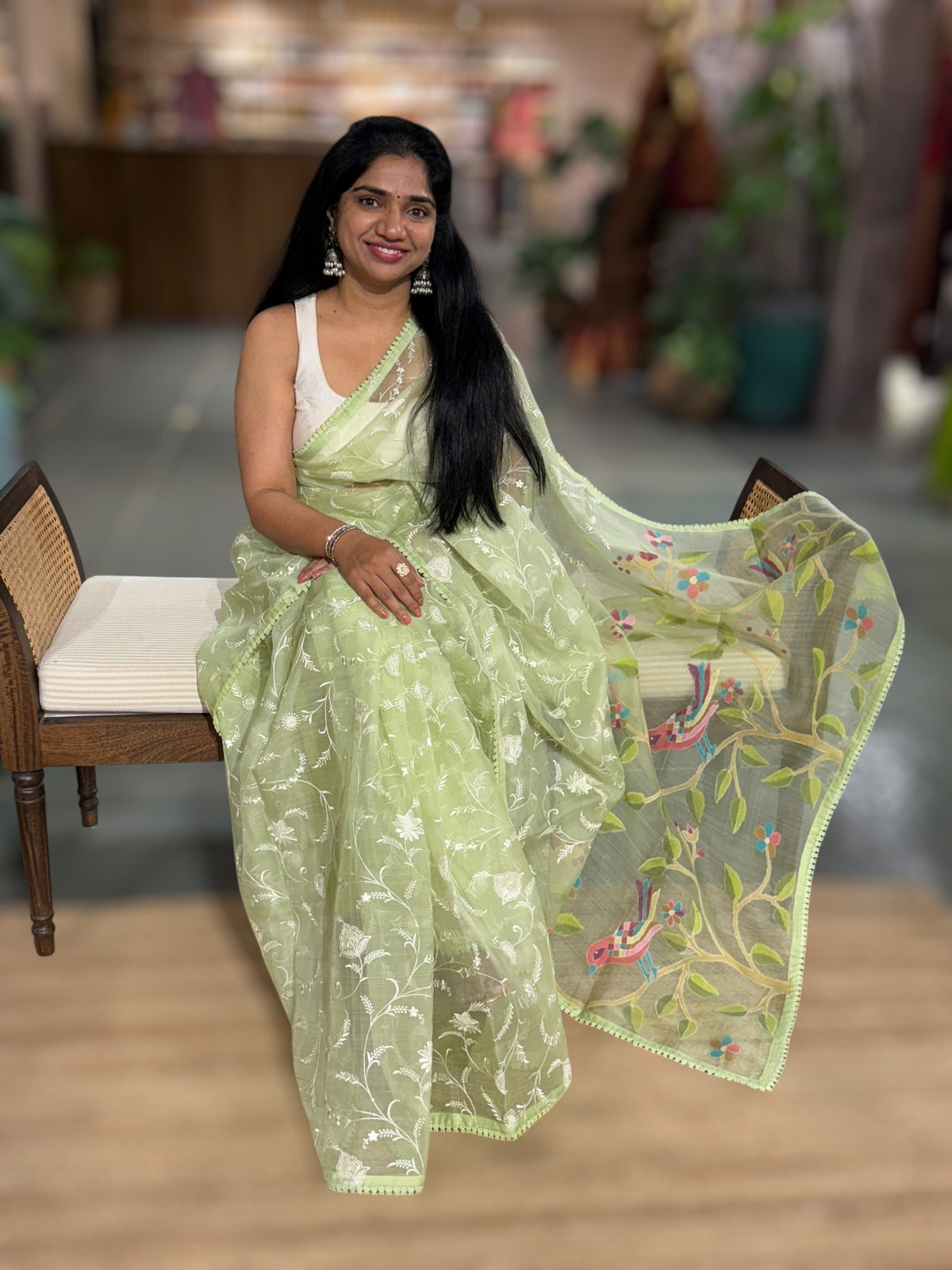 Pista  Green Pure Handloom Muslin Saree with Allover chikankari & Jamdnai Pallu