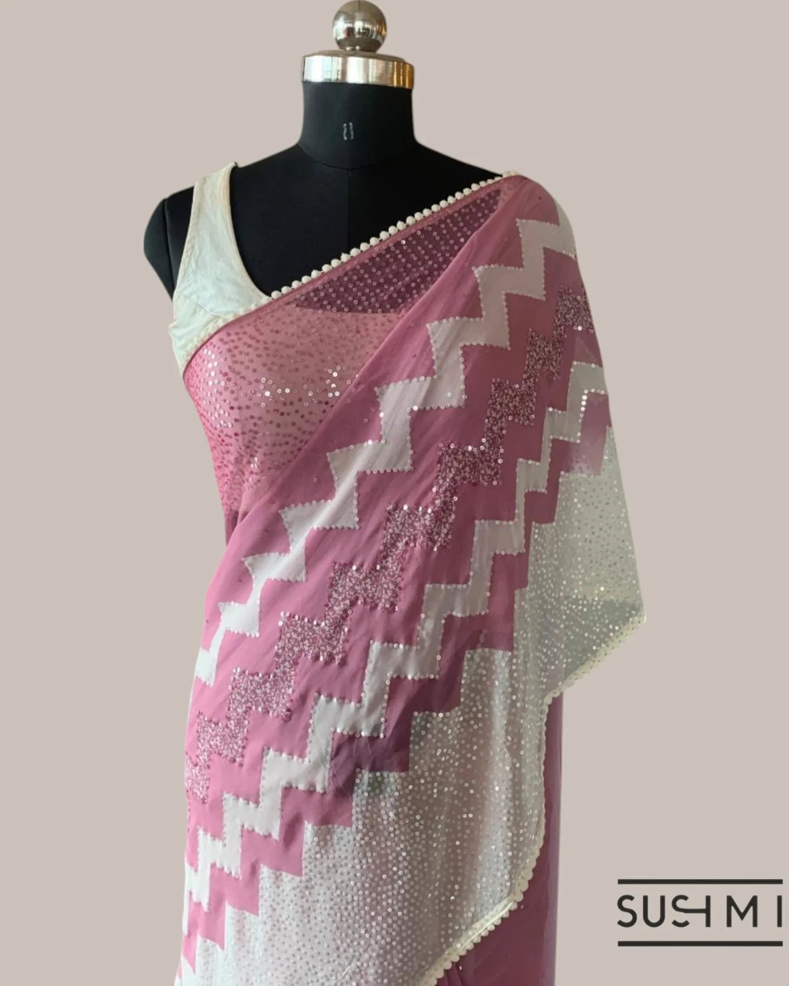 Dusty Pink Pure Gorgette Saree With Zigzag Pattern Sequnce Border