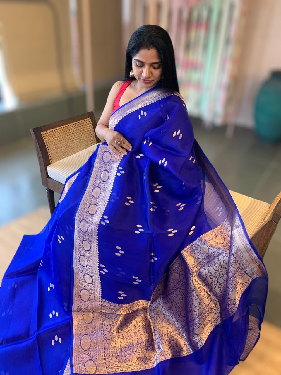 Royal Blue Pure Handloom Kora Banarasi Saree With Kaduwa Woven Motifs