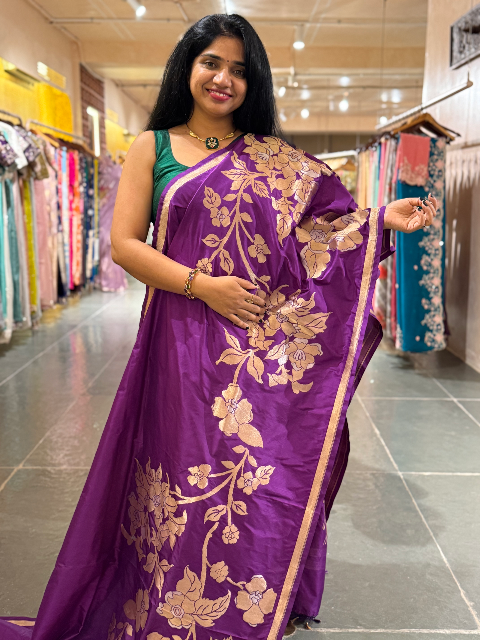 Majenta Designer Banarasi Silk Saree