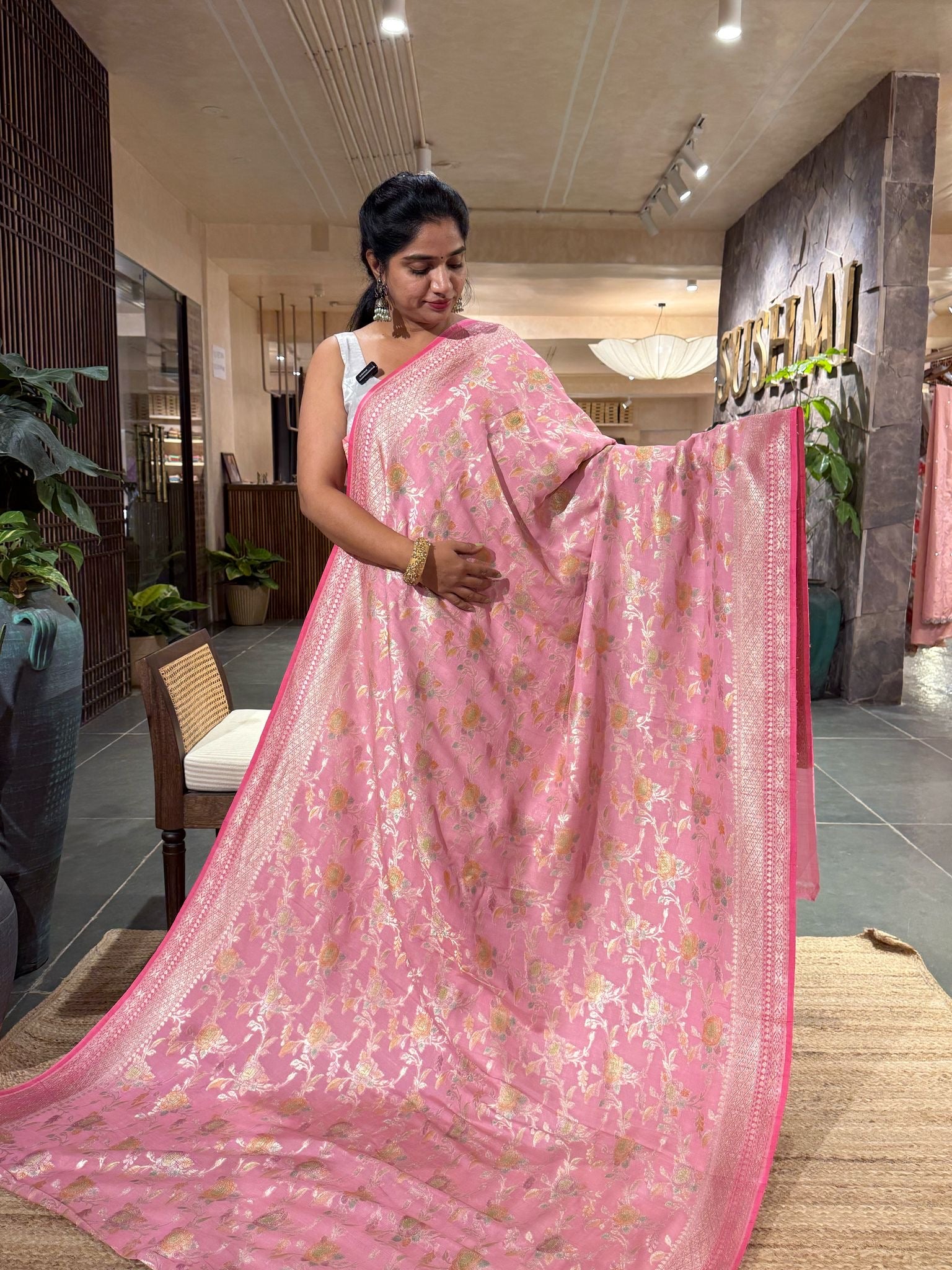 Pure Handloom Banarasi Tussar gorgette Saree
