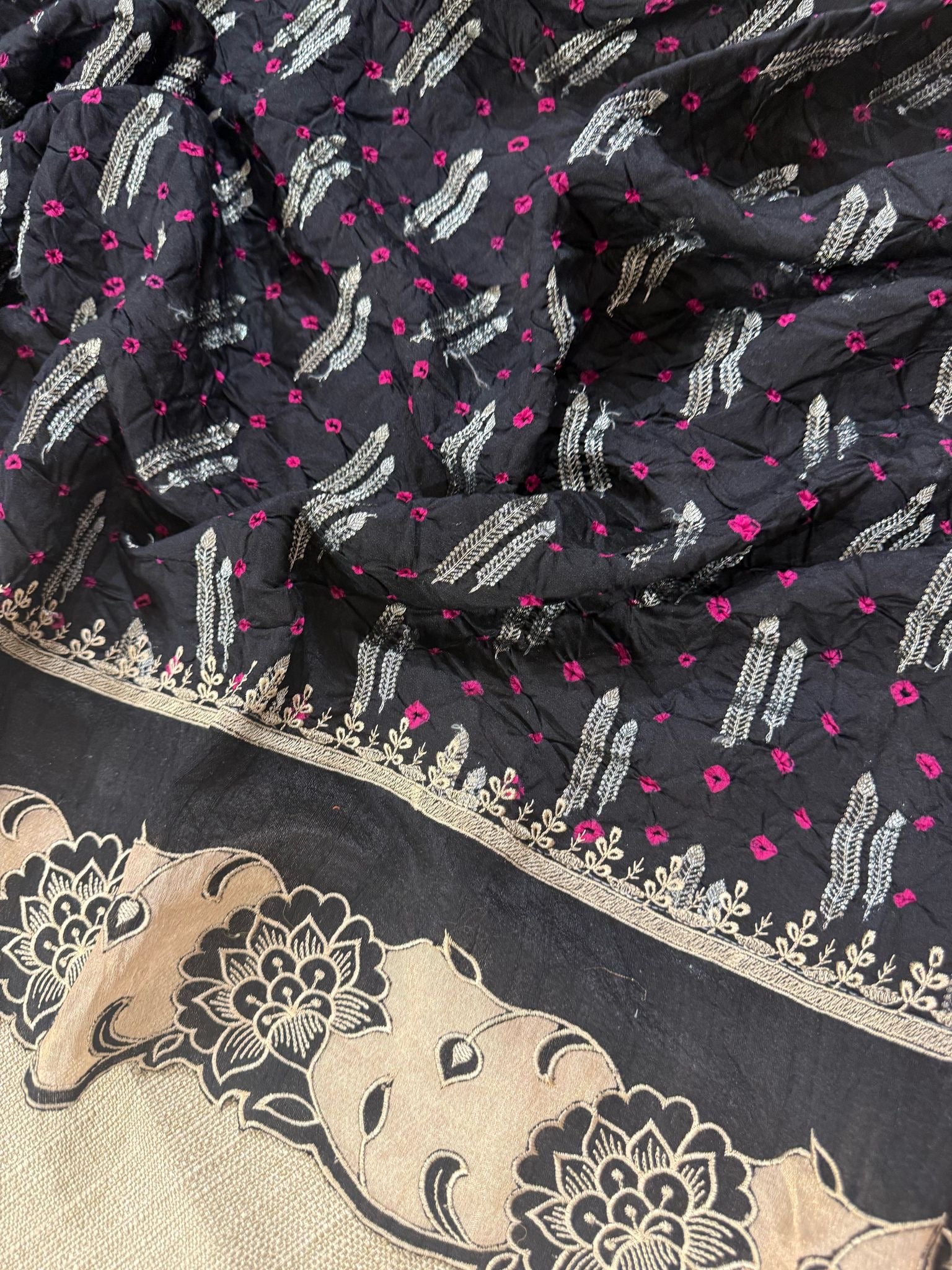 Banarasi Handloom Chiniya Silk Bandhini with Tissue Applique
