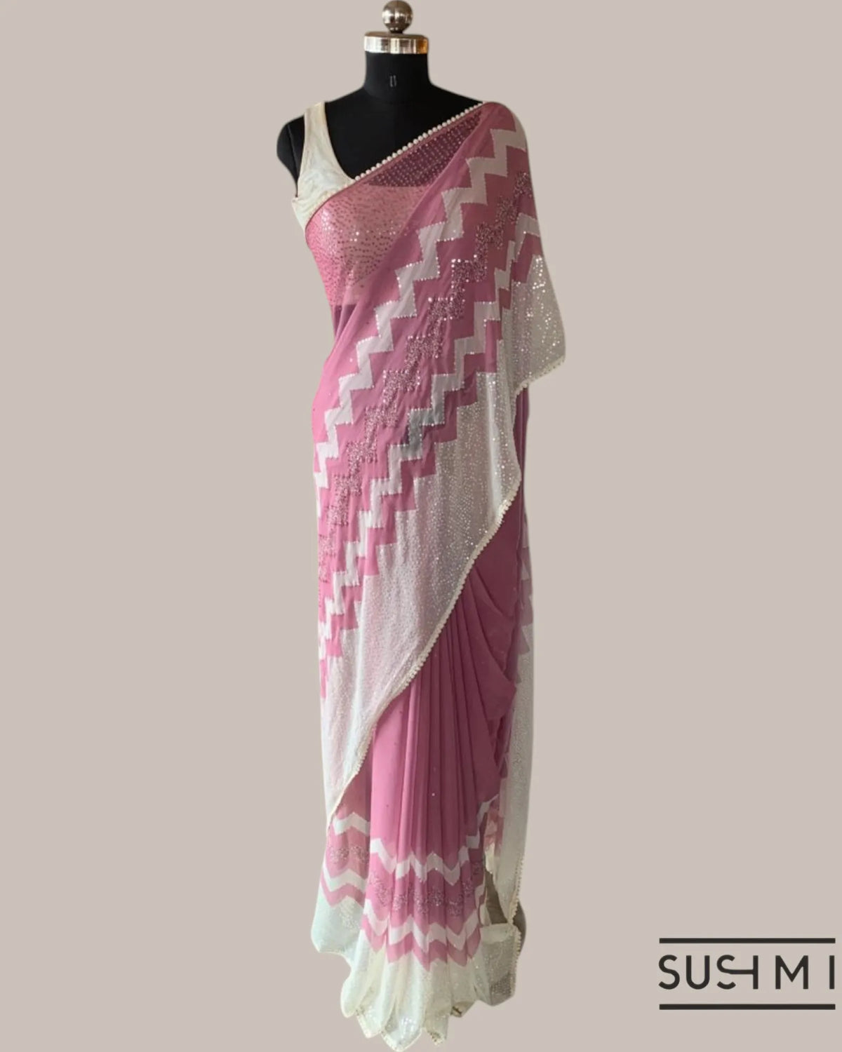 Dusty Pink Pure Gorgette Saree With Zigzag Pattern Sequnce Border