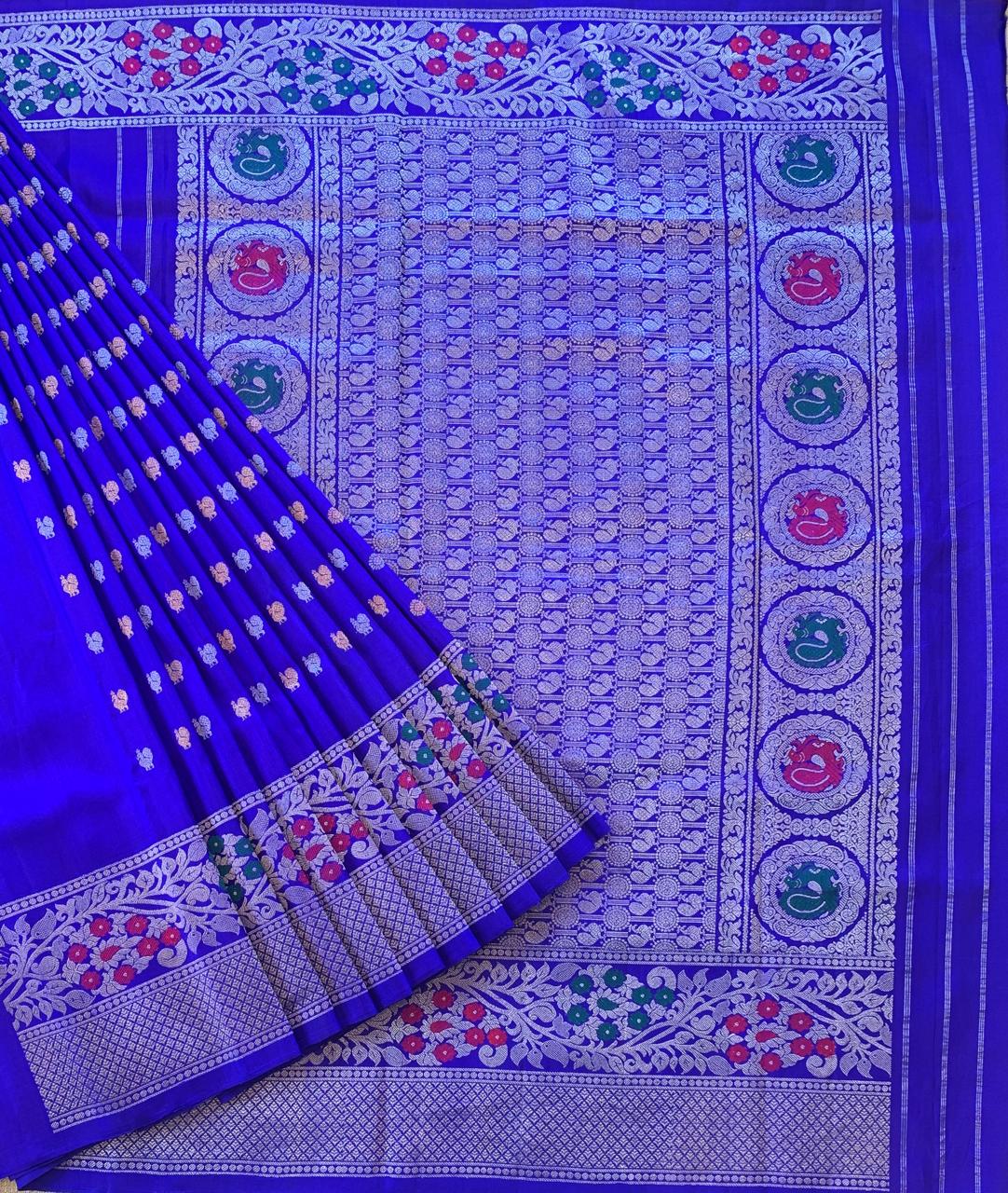 Royal Blue Pure Handloom Gadwal Saree Turning Borders