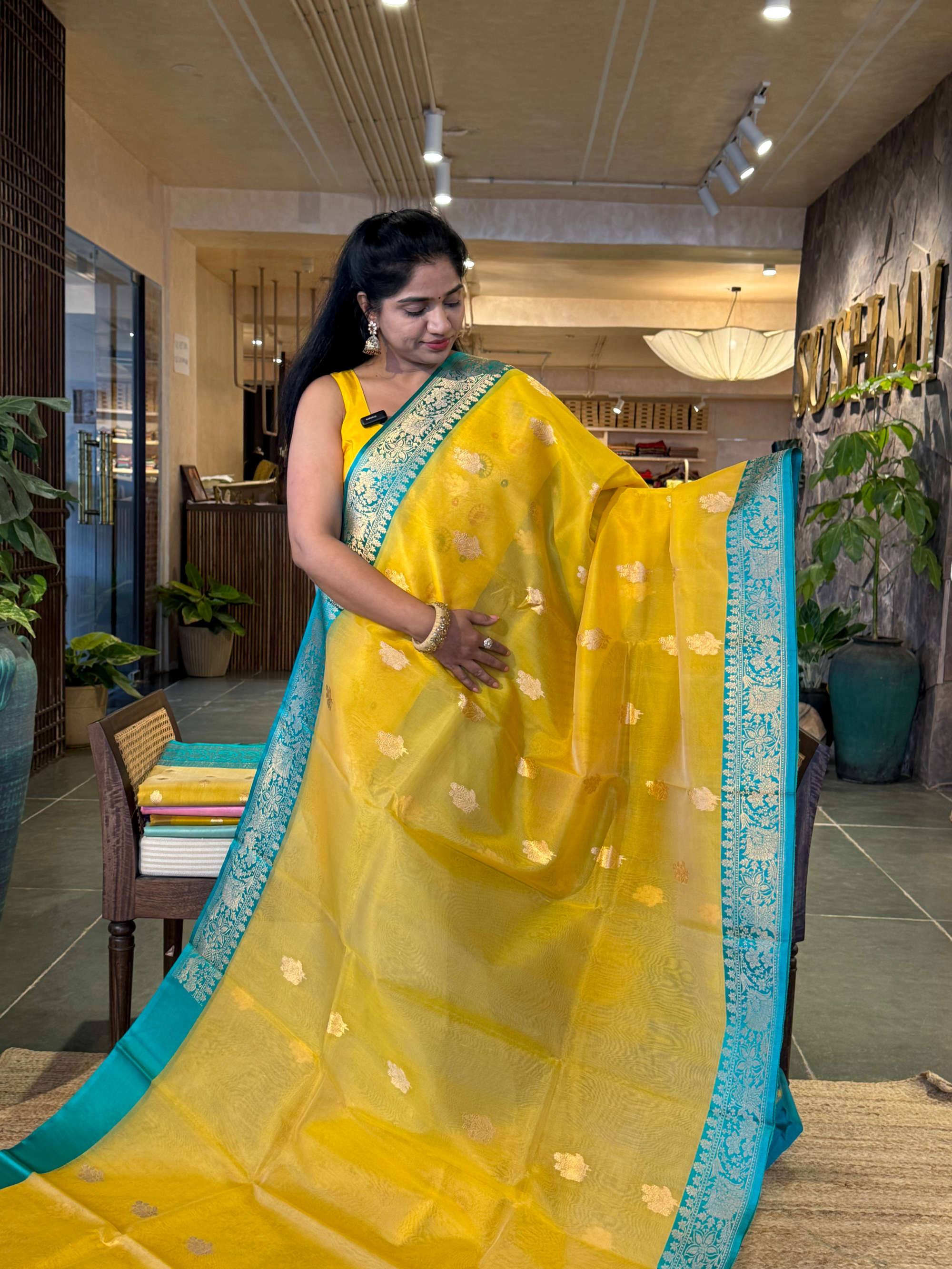 KBMA2205 : Banarasi Handloom Kora Silk Saree