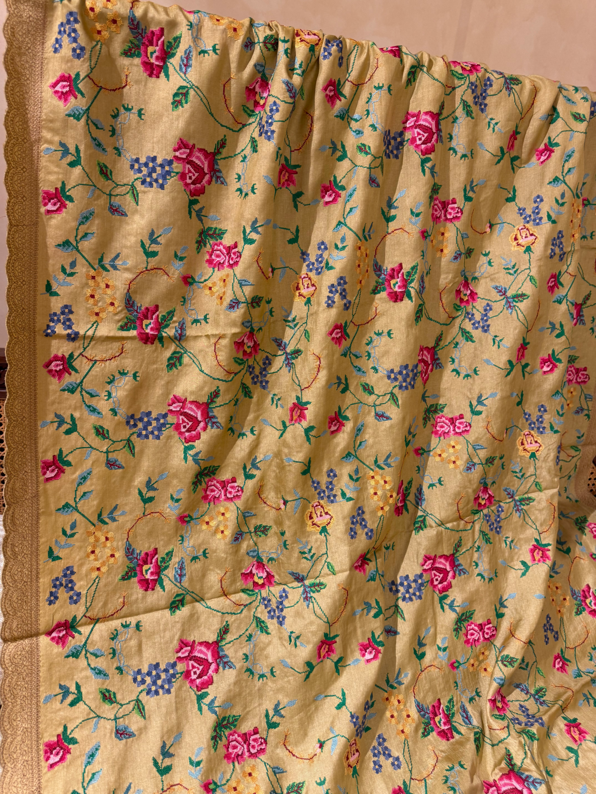 STPPA204 : Khakhi Pure Tussar Saree With Allover Petite Point Embroidery