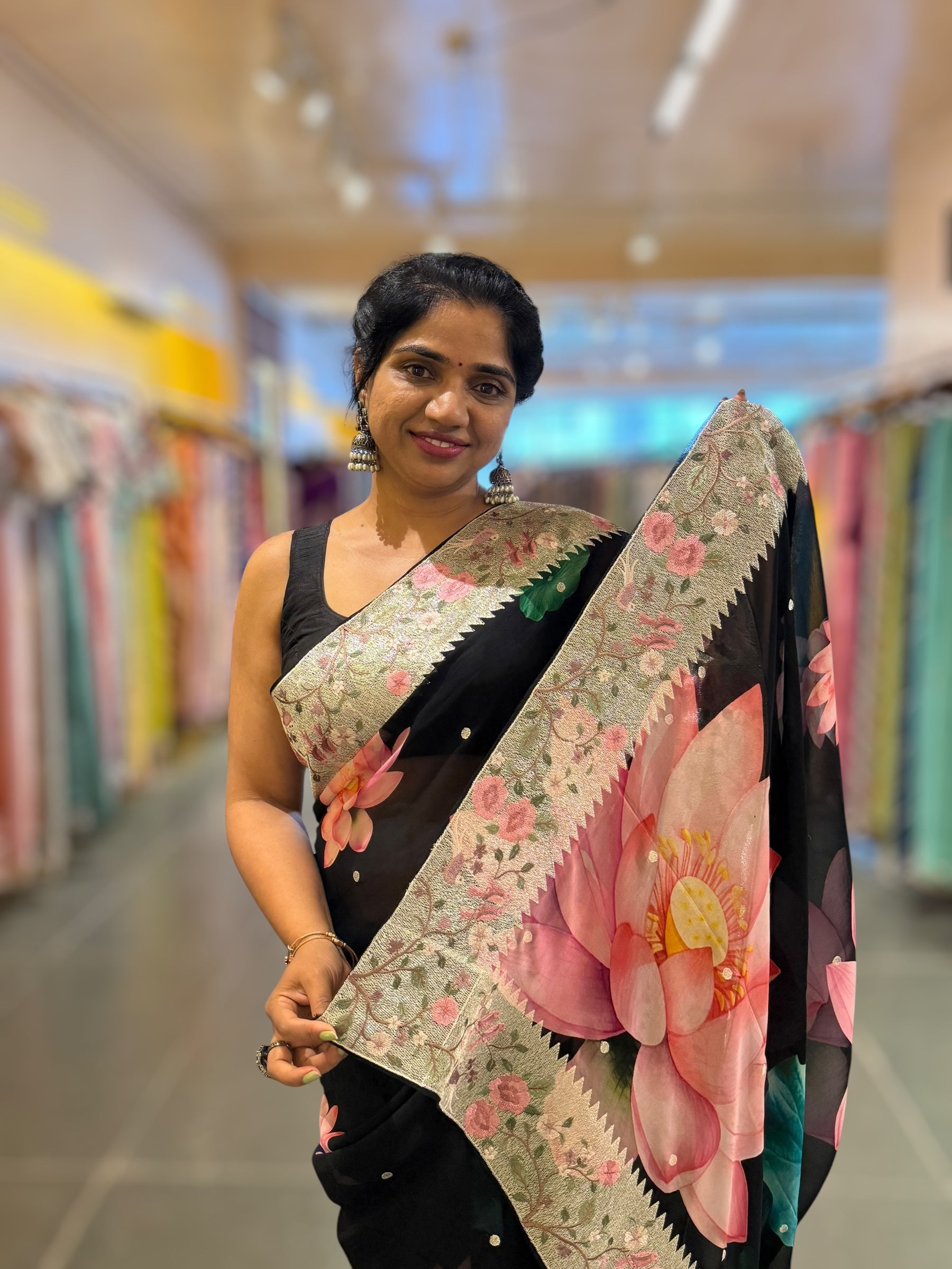 Black Printed Gorgette Saree With Tissue Embroider Border