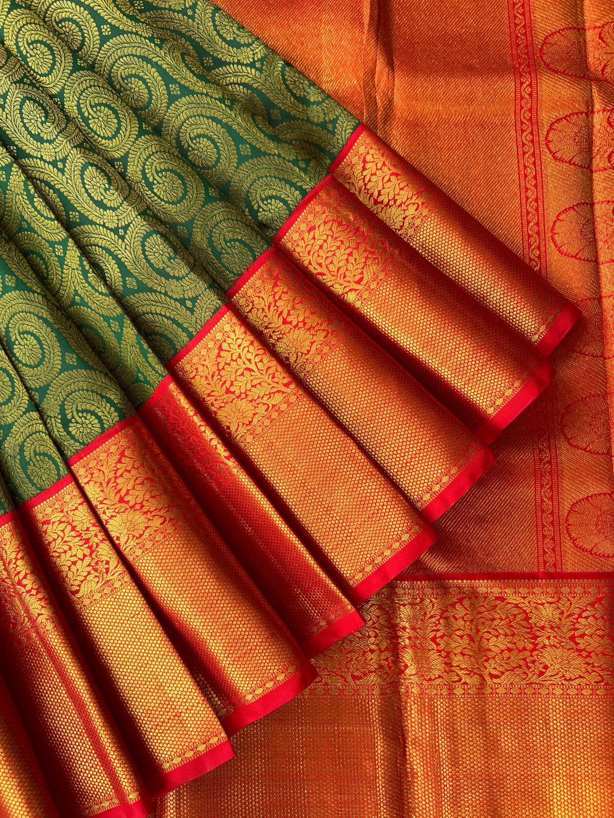 Pure Kanchi Pattu Brocade Saree - Green & Reddish Orange