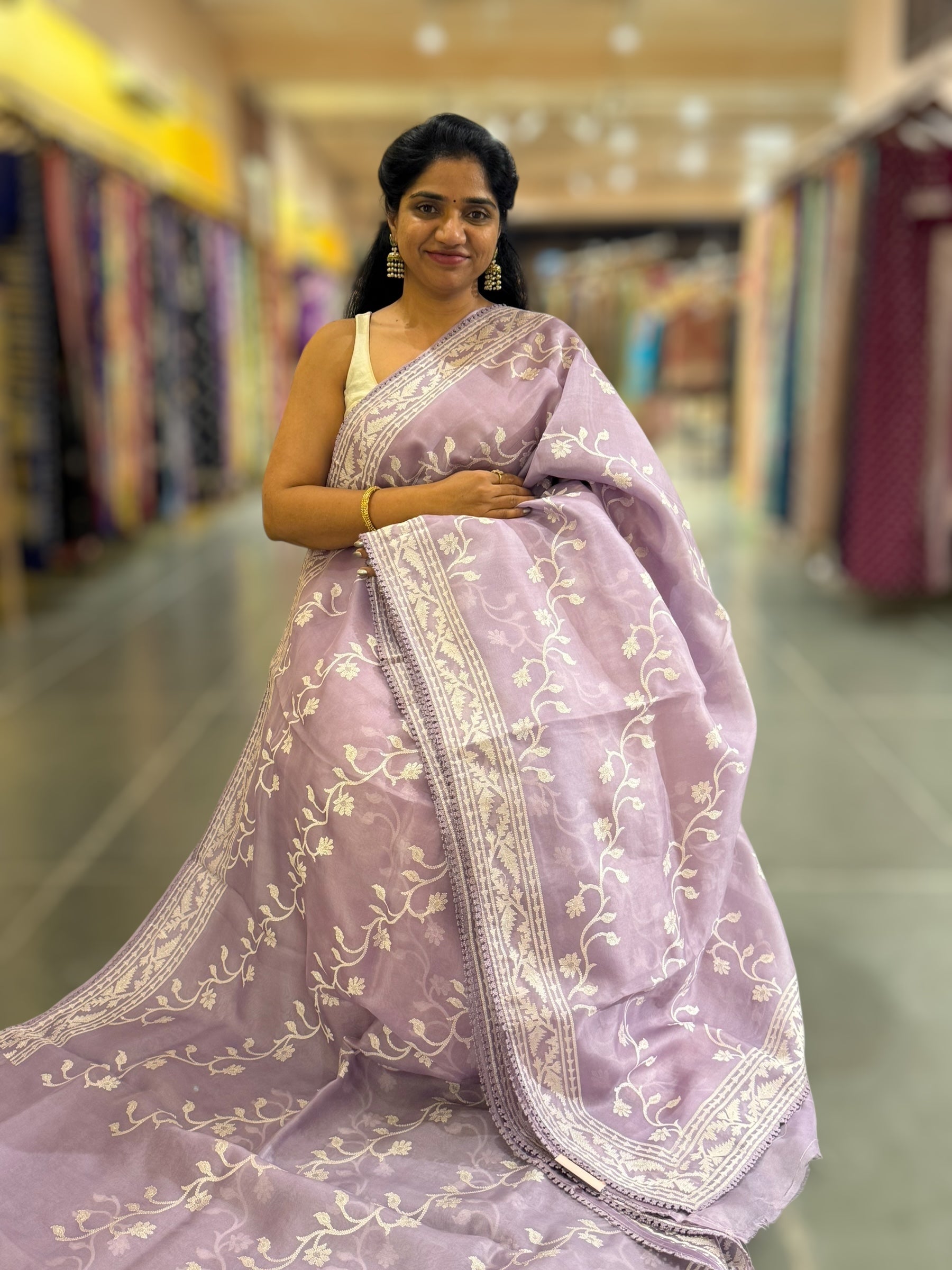 Lilac Organza Saree Wth Jamdani inspired emb allover & TussarPetite Point Blouse