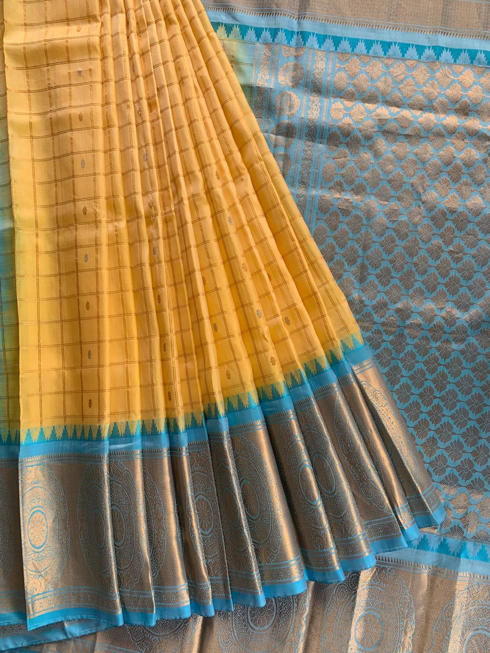 Pastel yellow Gadwal Pure Silk checks Saree with Kanchi border