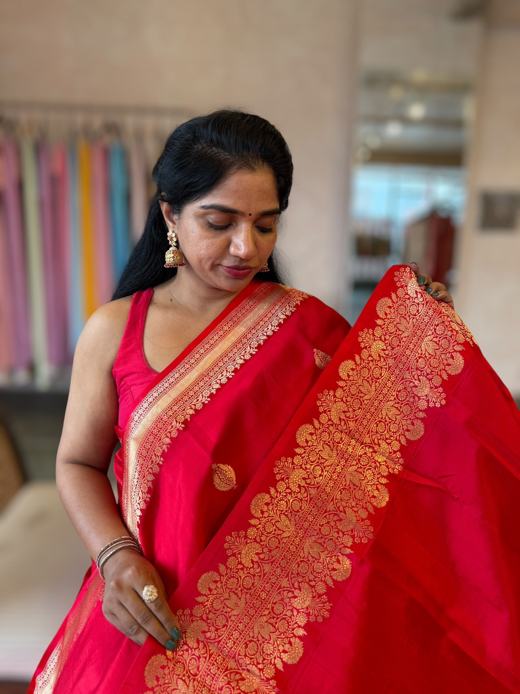 Red Pure Handloom Raw Mango Silk Saree With Kaduwa Weaving Heavy Open Borders
