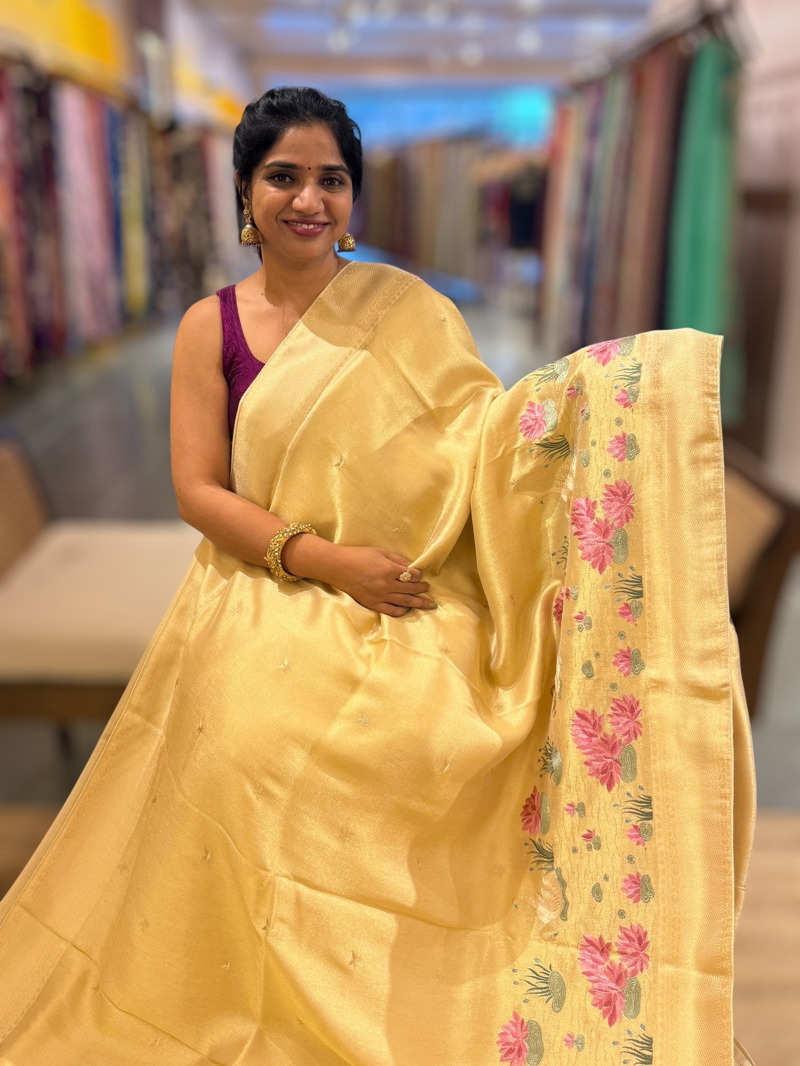 Banarasi Gold Tissue Brocode Saree with Embroidered Border