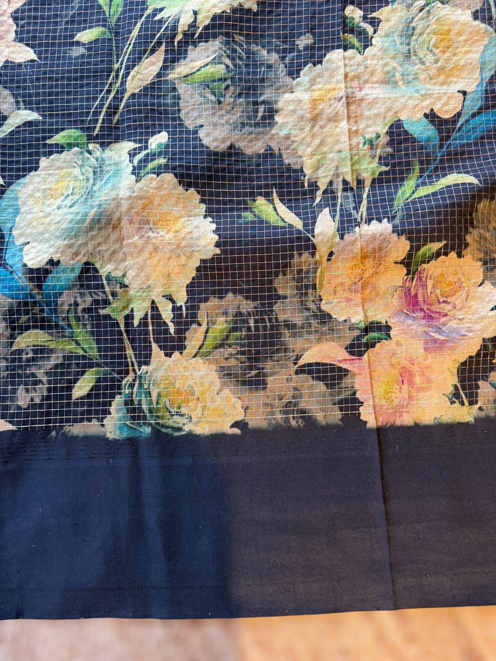 Kanchi Soft Silk Zari Checks Saree With 3D Statement Roses Print Allover