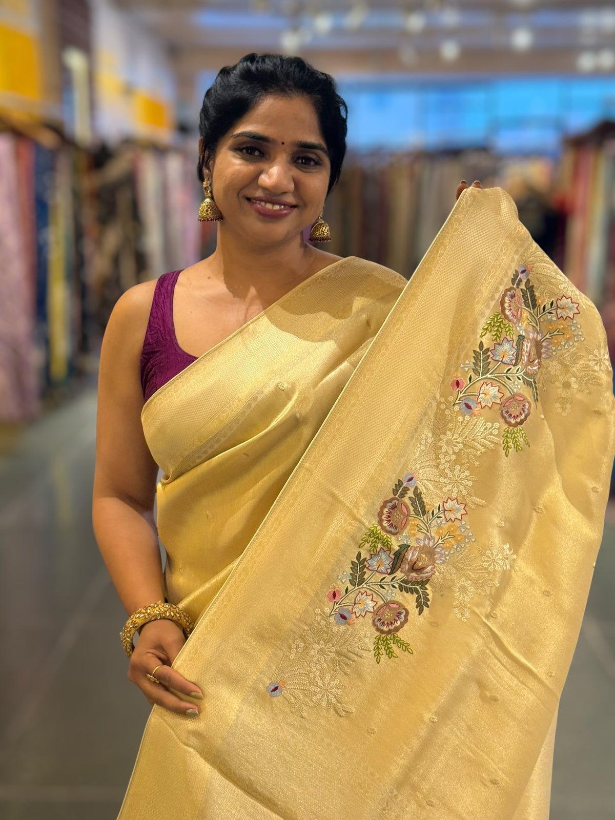 Banarasi Gold Tissue Brocode Saree with Embroidered Border
