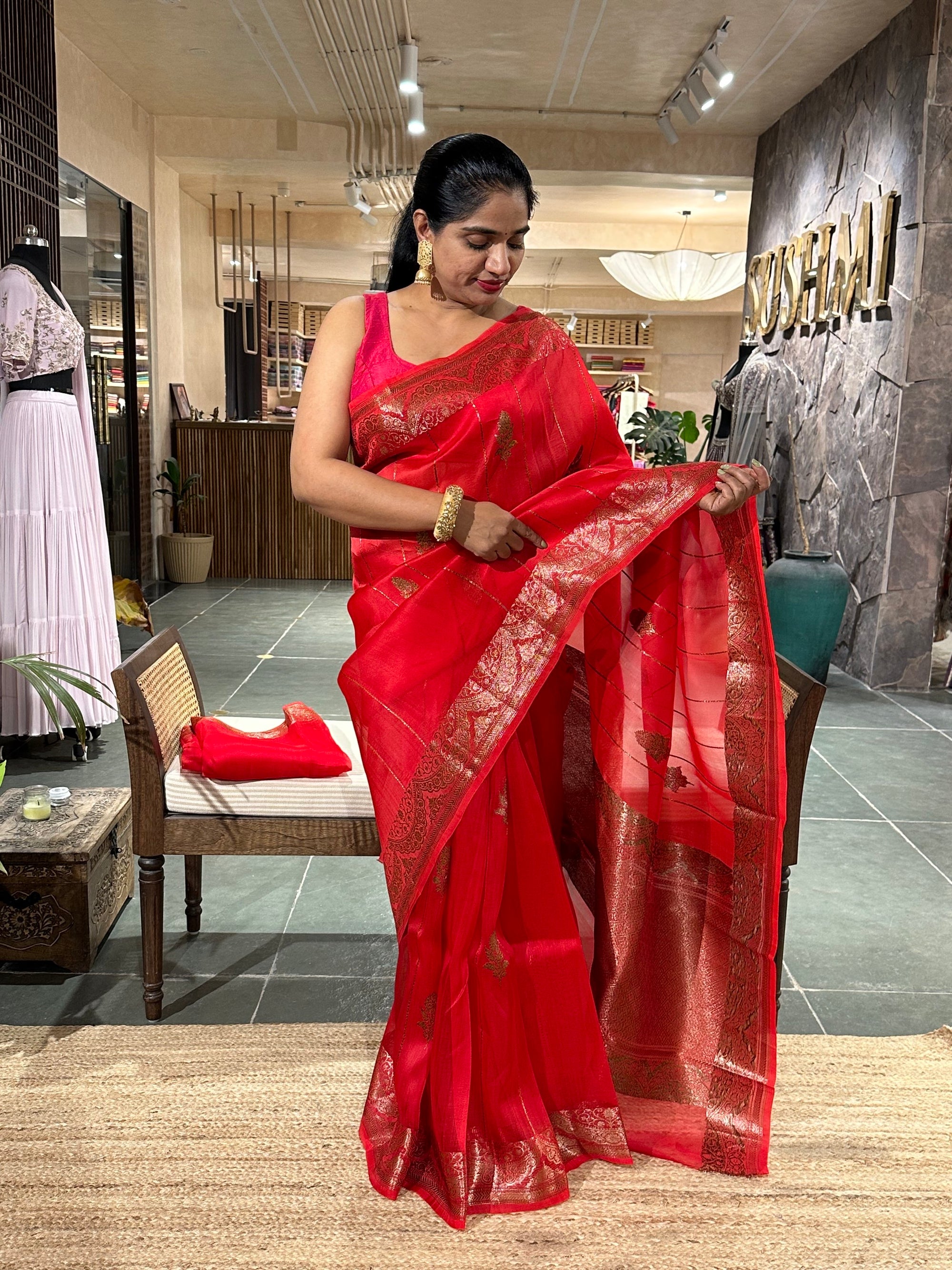 Half white crush Saree with allover applique work in leaf creeper pattern  and h