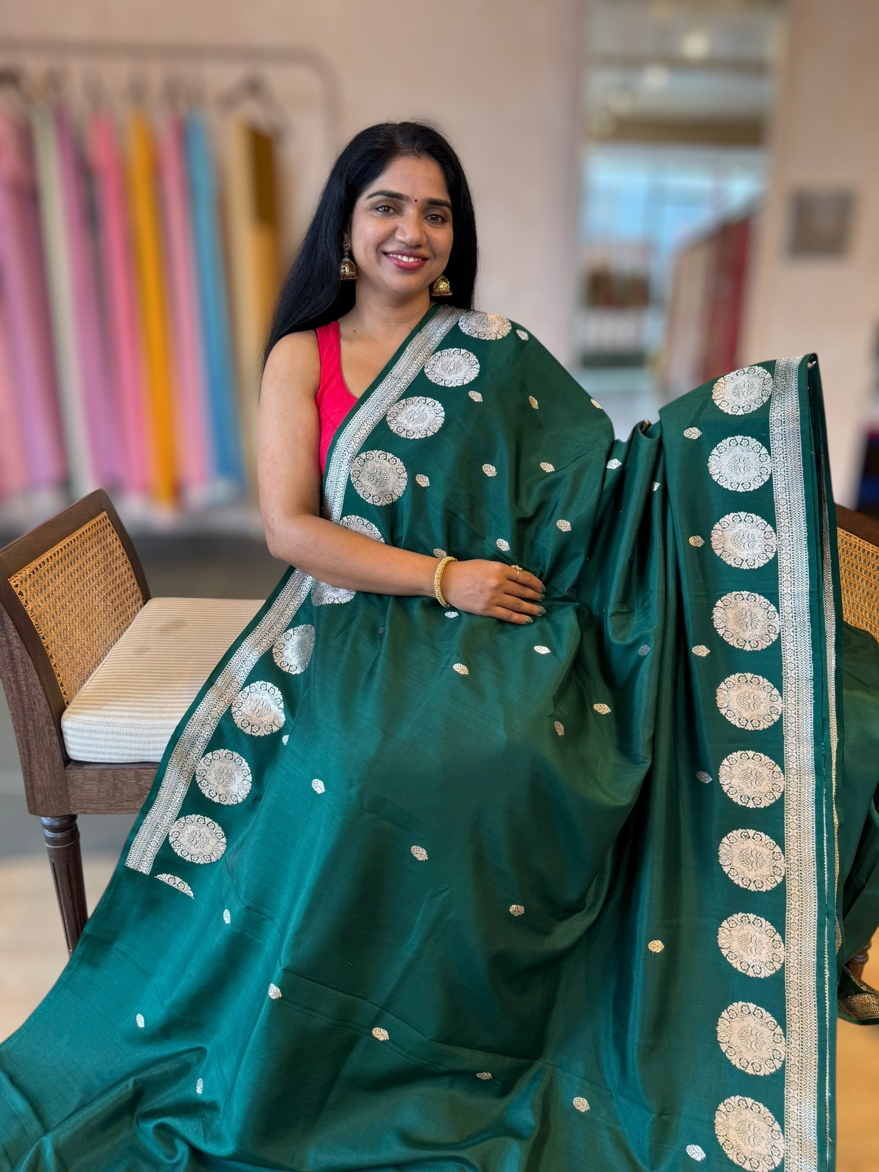 Forest Green Banarasi Raw Mango Silk Saree with Open Borders & Kaduwa Weaving