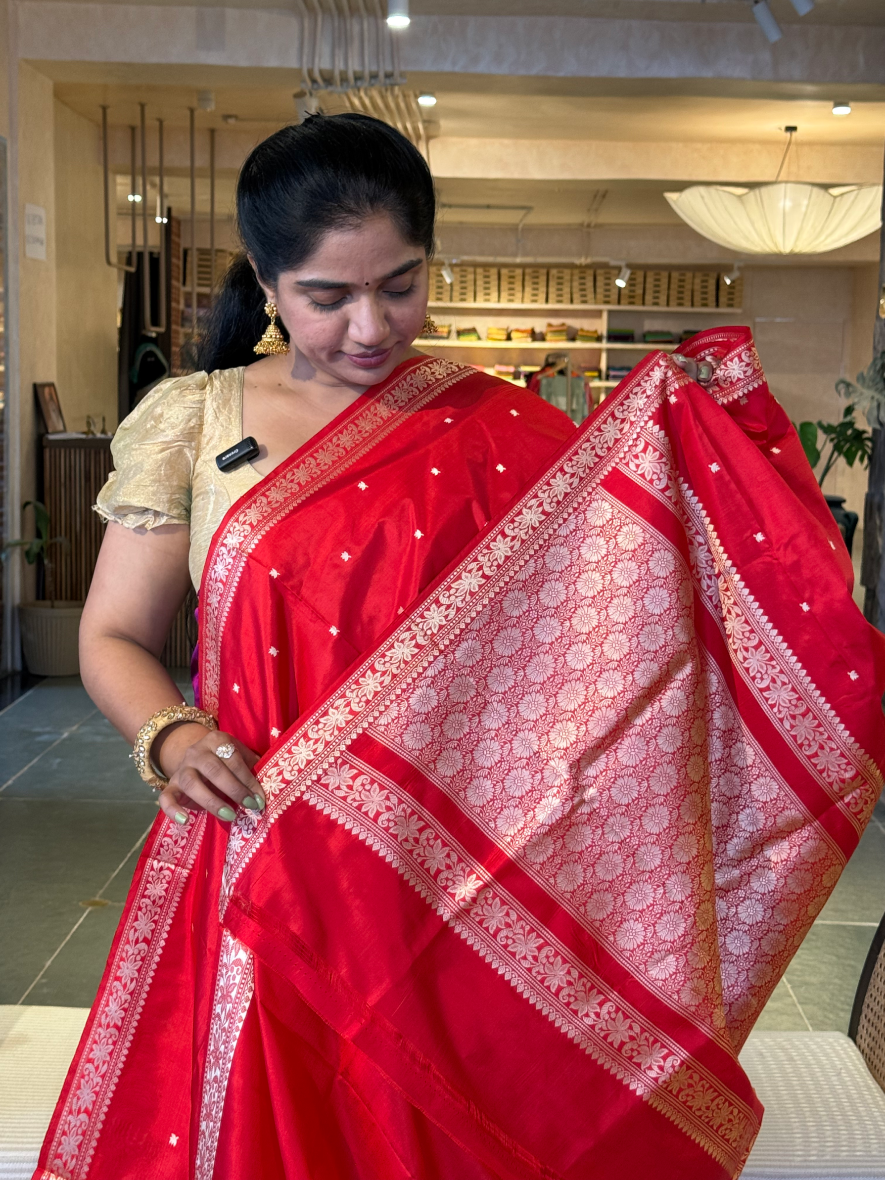 Chilli Red Banarasi Handloom Katan Silk Saree  With Resham Weaving
