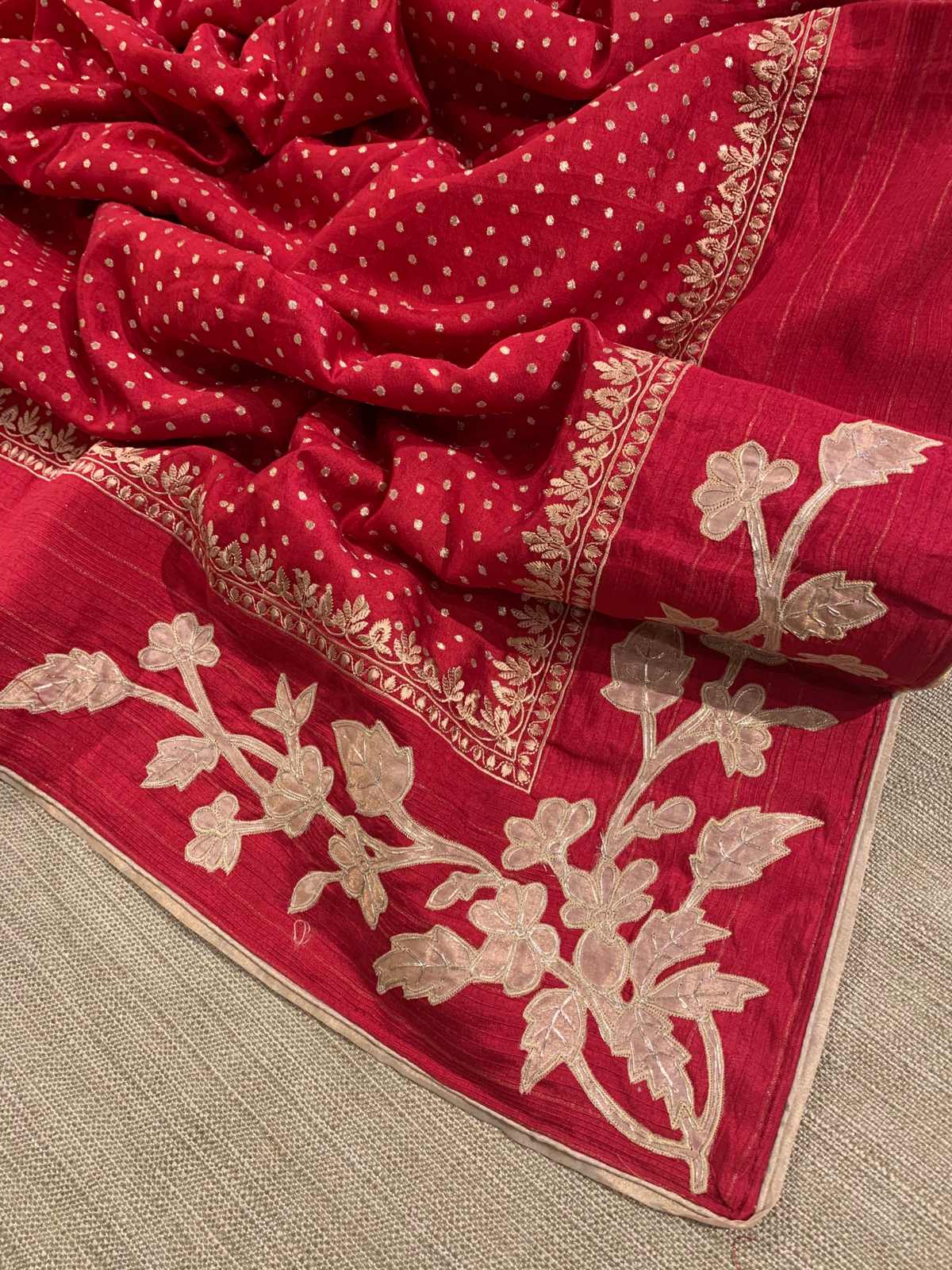 Red Chiniya Silk Saree with Embroidery Border & Applique Creeper Pallu