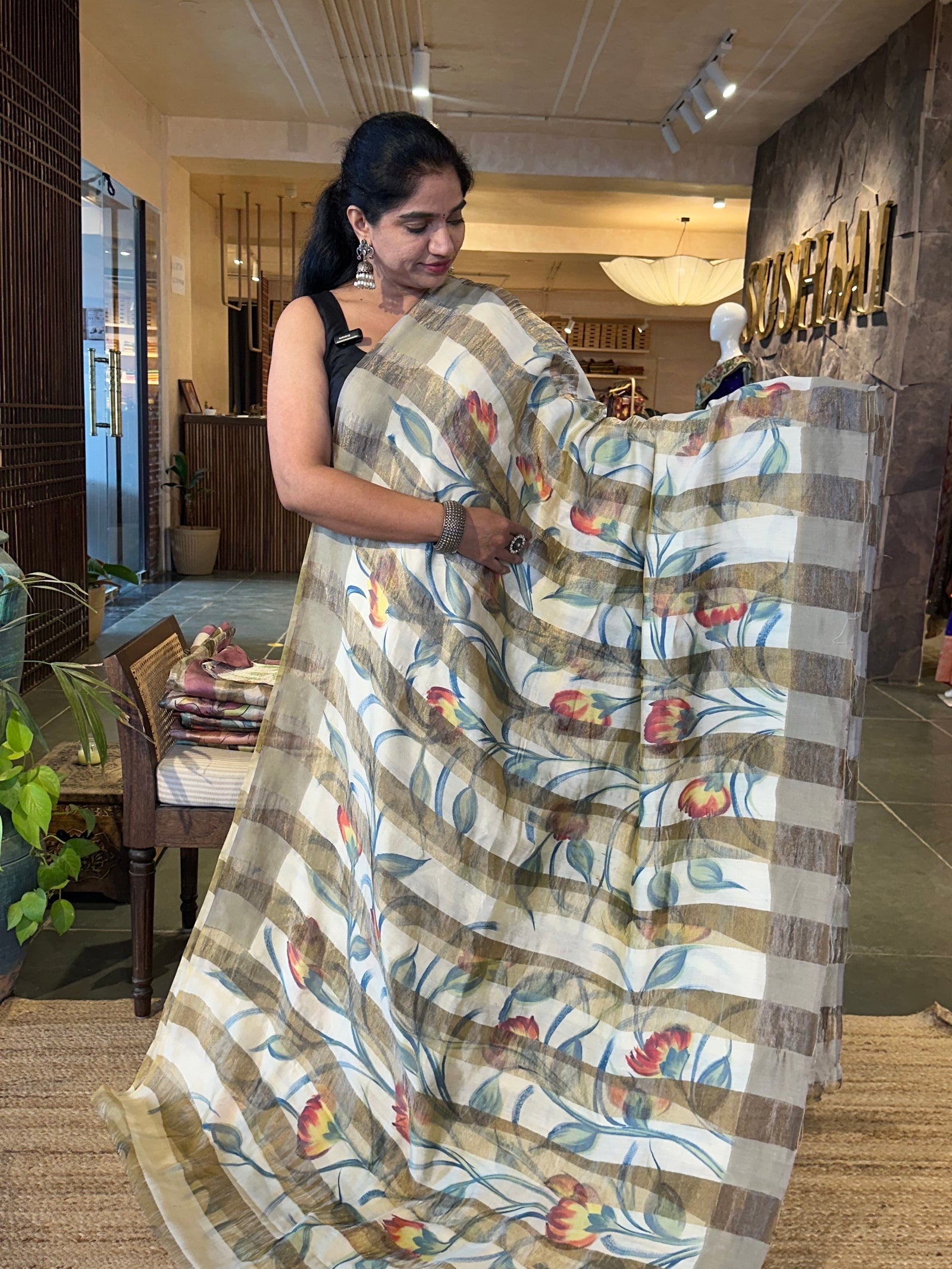 Pure Handloom Banarasi Munga Tissue  Saree with allover  handpainting