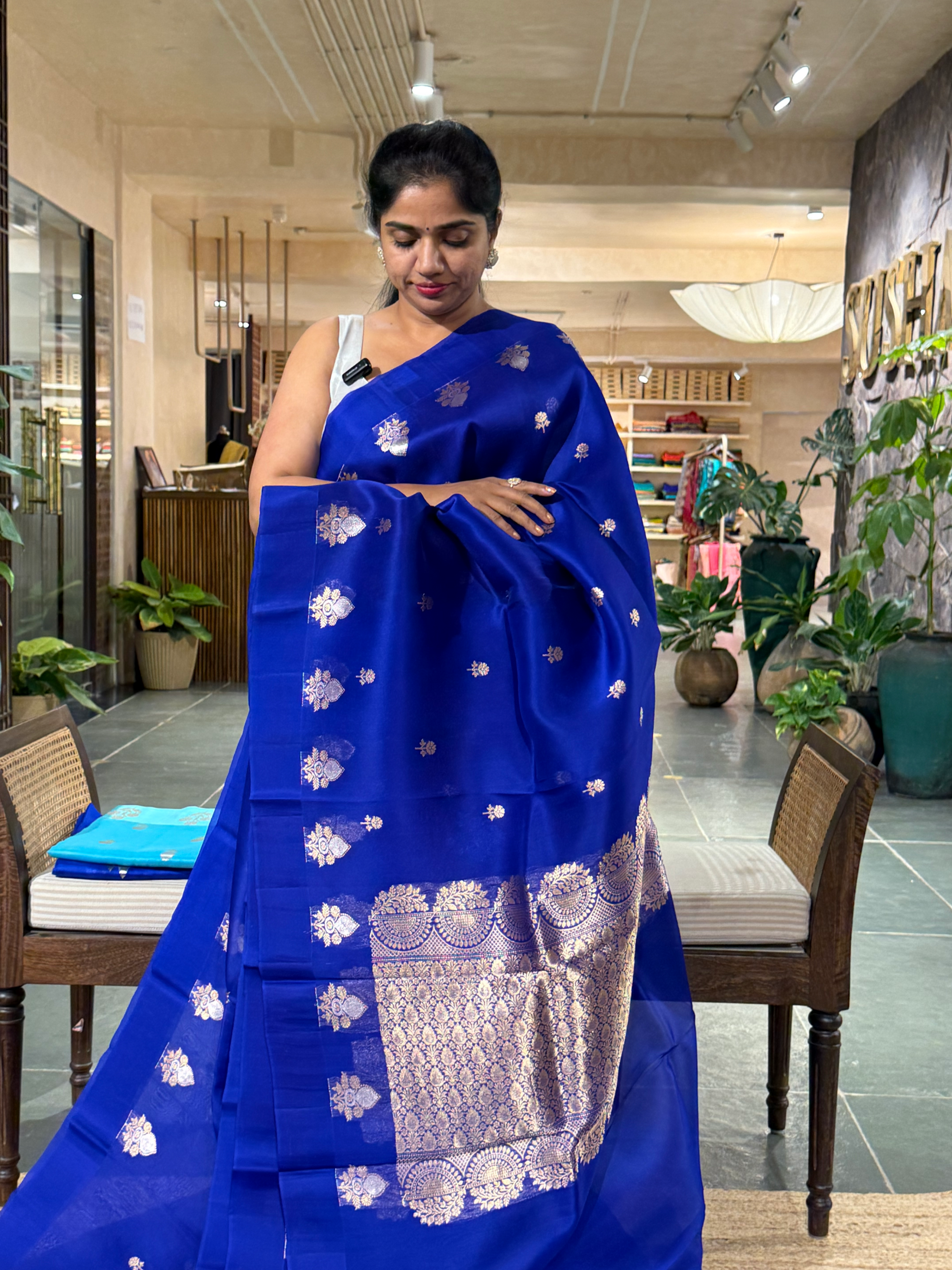 Dark Royal Blue Kora Banarasi Handloom Silk Saree with Sona Rupa Kaduwa Weaving