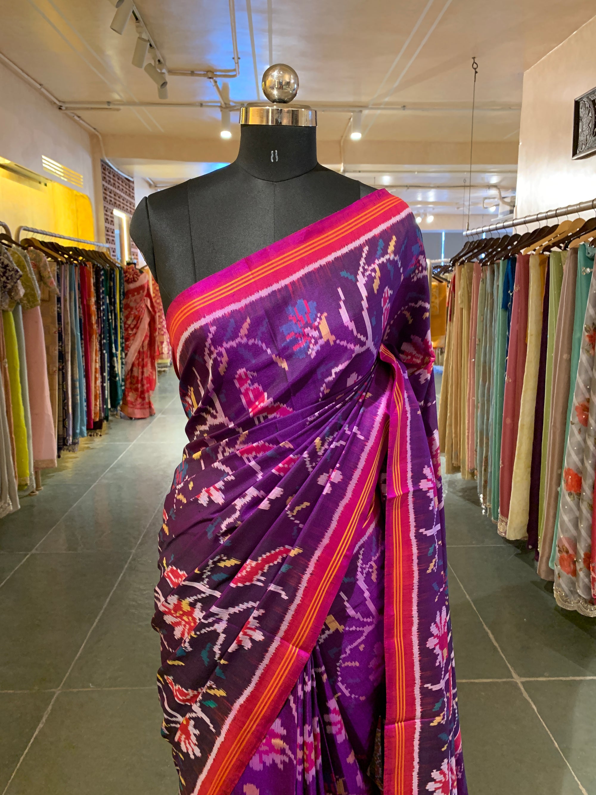Violet and Pink Combo Pure Patan Patola Saree With Allover Creeper Design