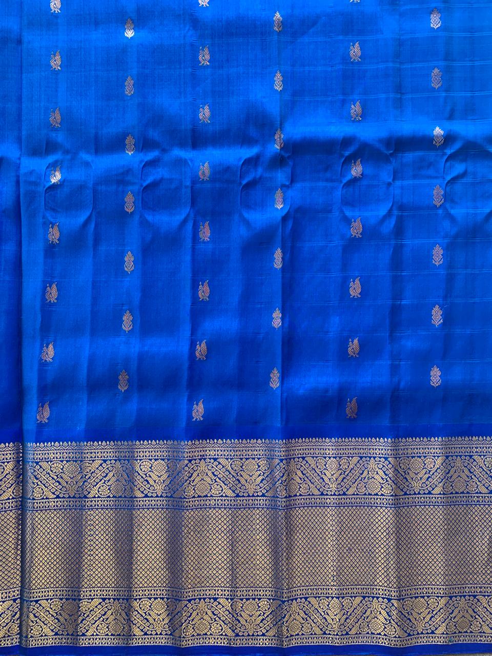 Vintage Gadwal Handloom Checks Pure Silk Saree