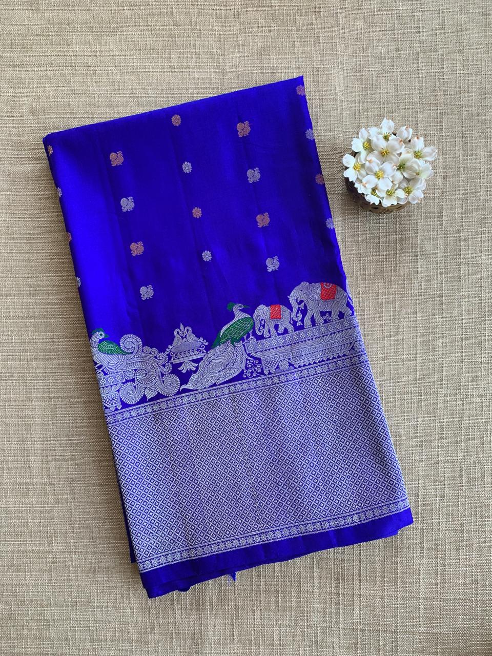 Royal Blue Pure Handloom Gadwal Saree Turning Borders