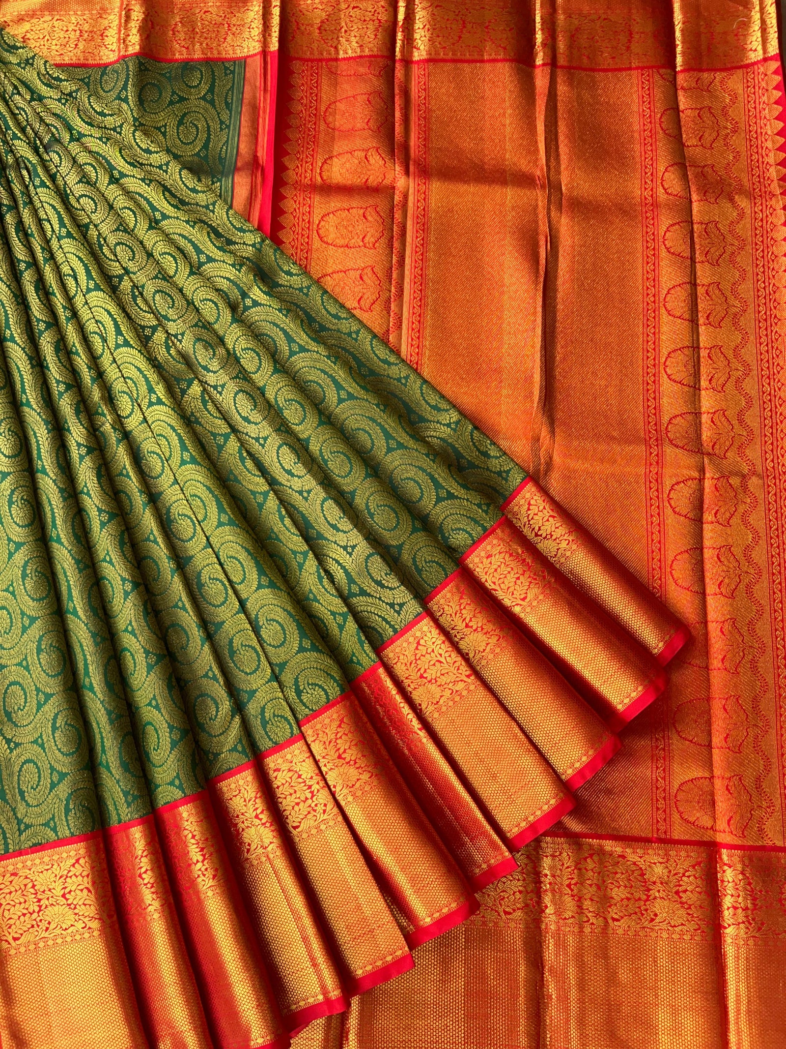 Pure Kanchi Pattu Brocade Saree - Green & Reddish Orange