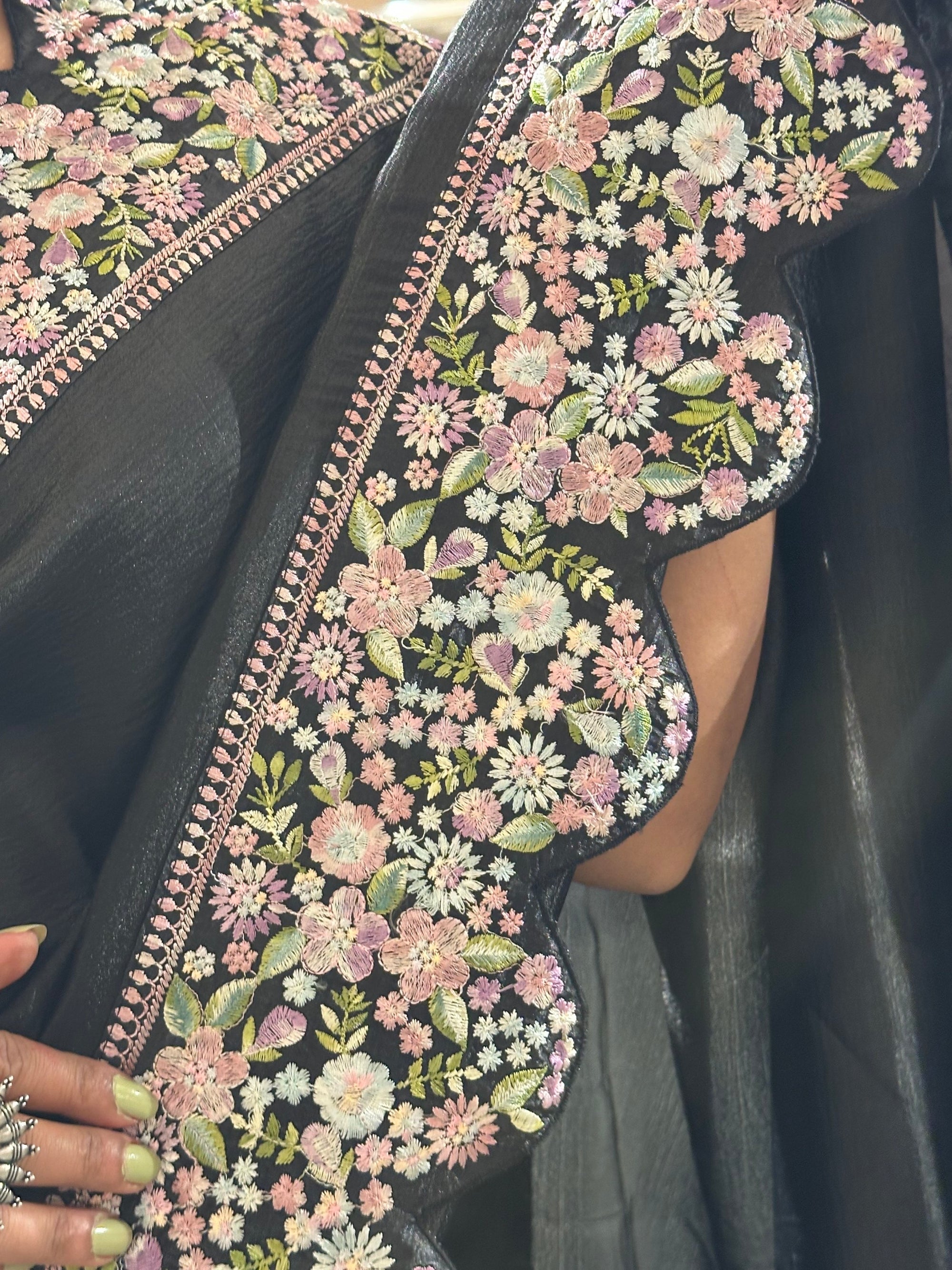 Black Crush Saree with beautiful threadwork scalloped  border