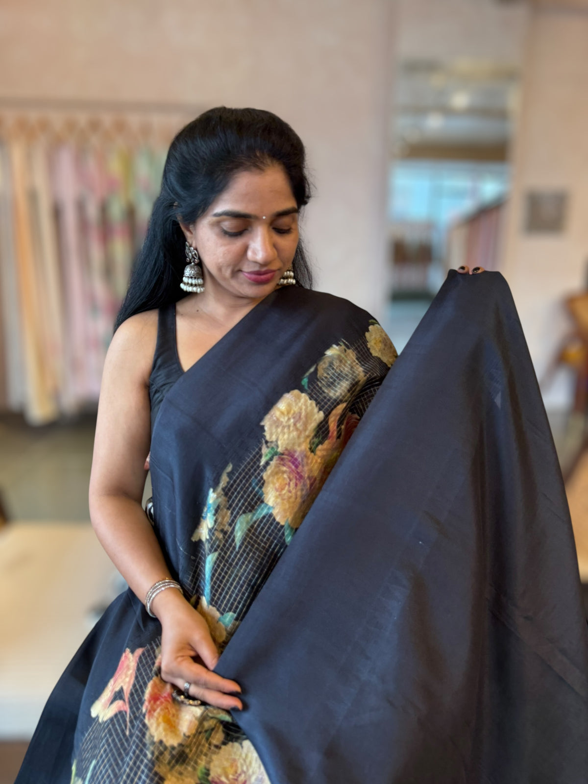 Kanchi Soft Silk Zari Checks Saree With 3D Statement Roses Print Allover