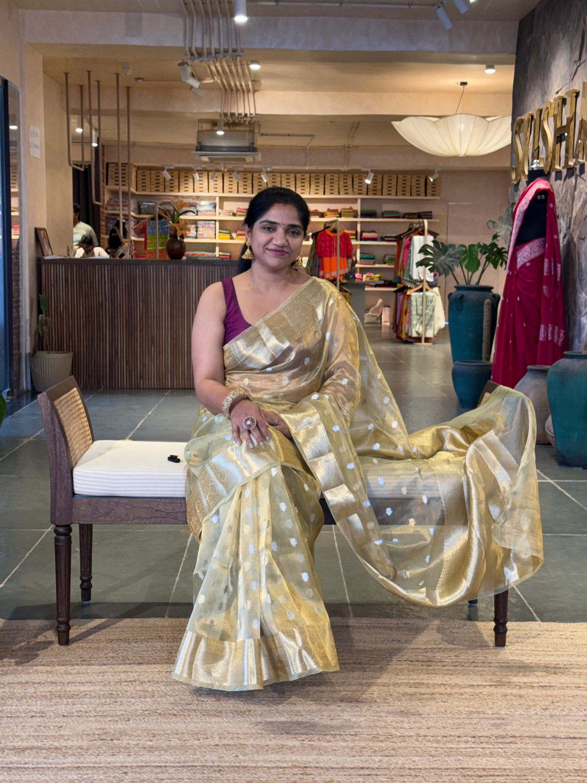 WDTSH :  Light Apple Green Banarasi Tissue Saree with Gold based Tissue