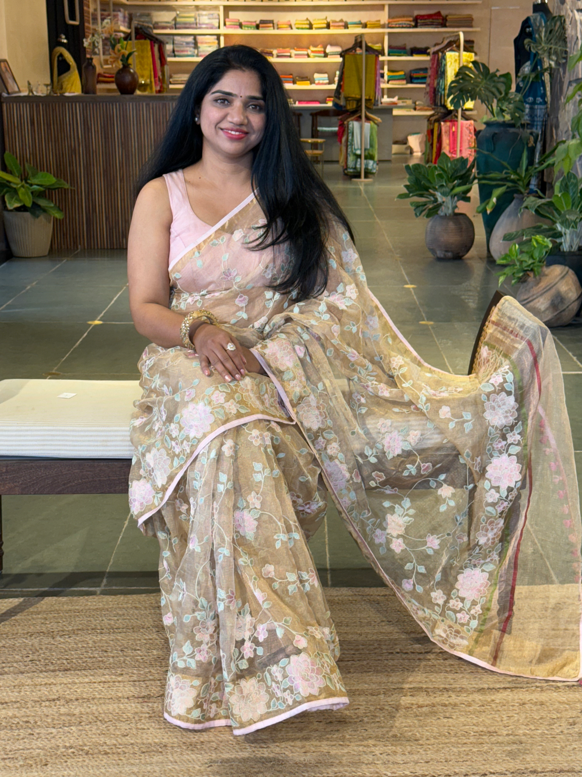 GTEA2001 : Pure Handloom Gold Tissue Saree With Allover Embroidery
