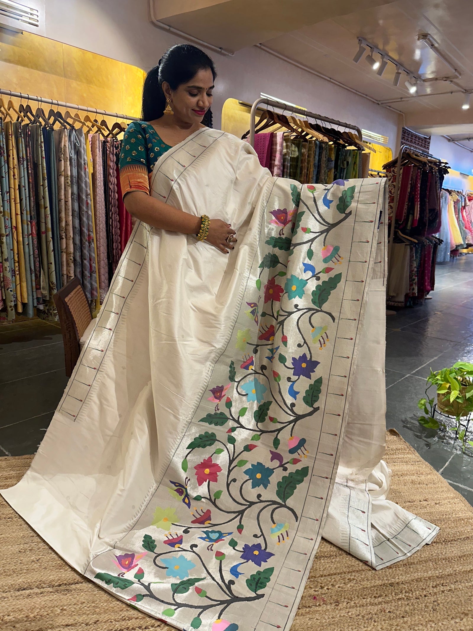 White Pure Handloom Half allover Paithani Saree