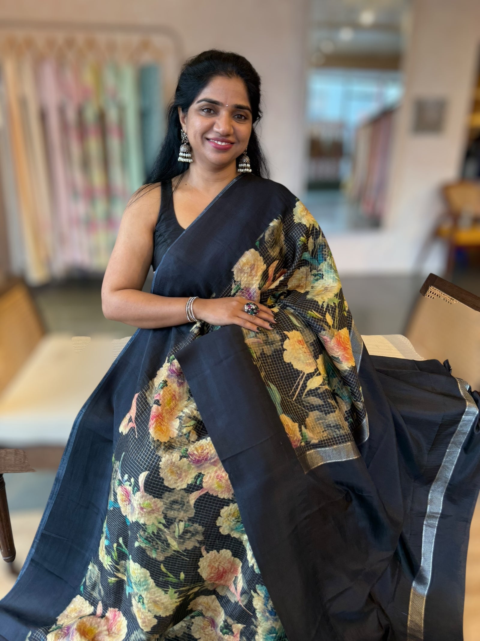 Kanchi Soft Silk Zari Checks Saree With 3D Statement Roses Print Allover