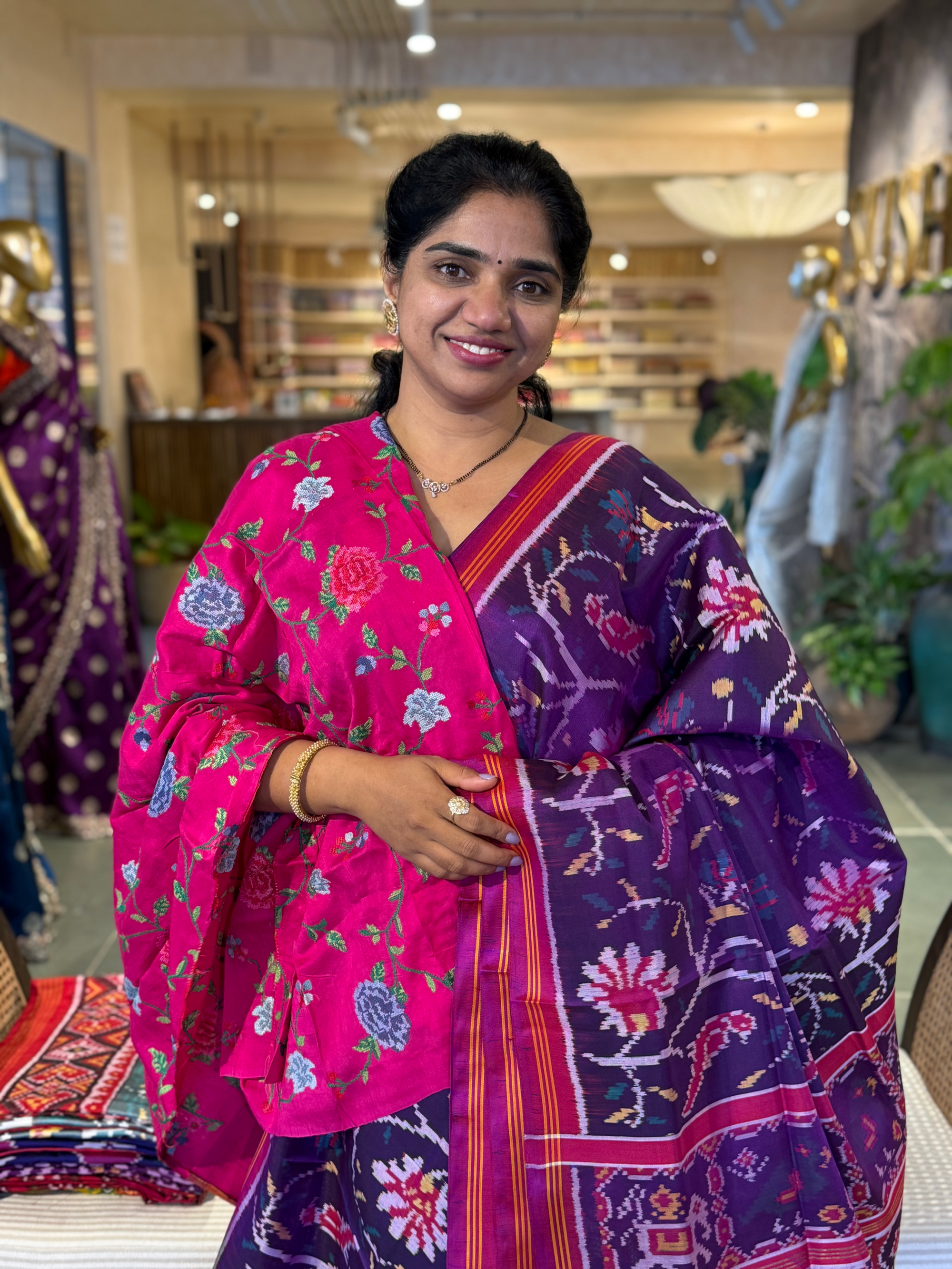 Violet and Pink Combo Pure Patan Patola Saree With Allover Creeper Design