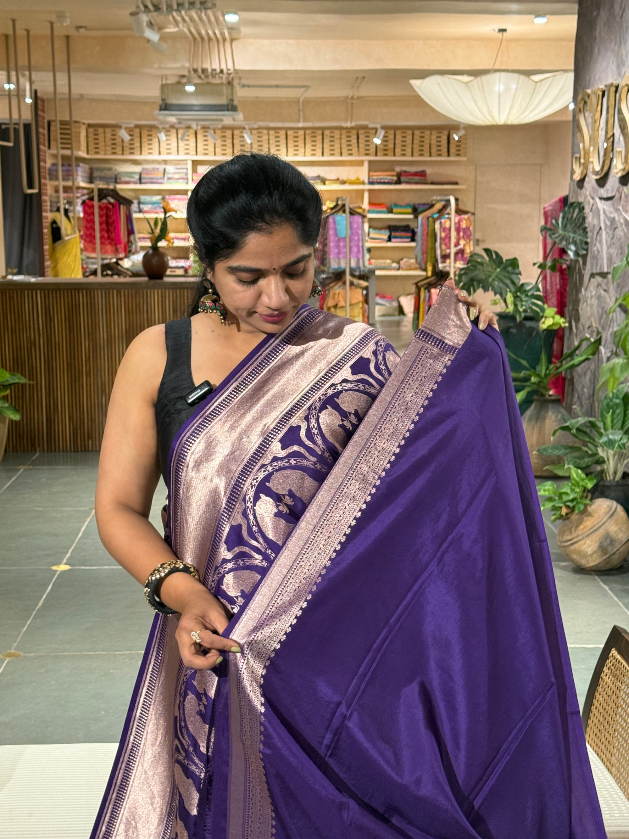 SBBSA702 : Banarasi Katan Soft Drape Brocade  Silk Saree with Lion Motifs