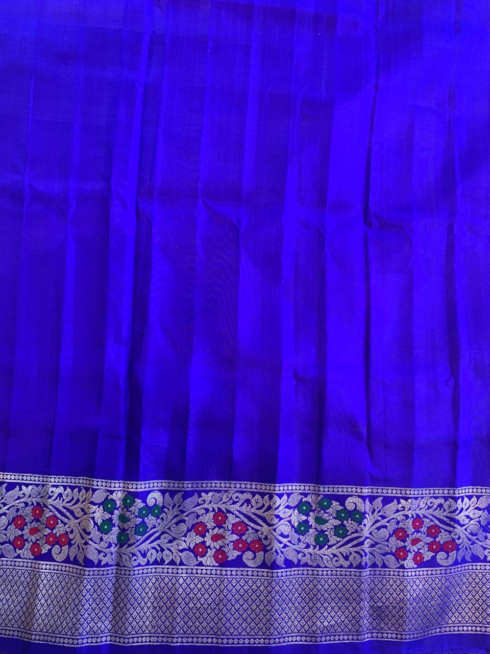Royal Blue Pure Handloom Gadwal Saree Turning Borders