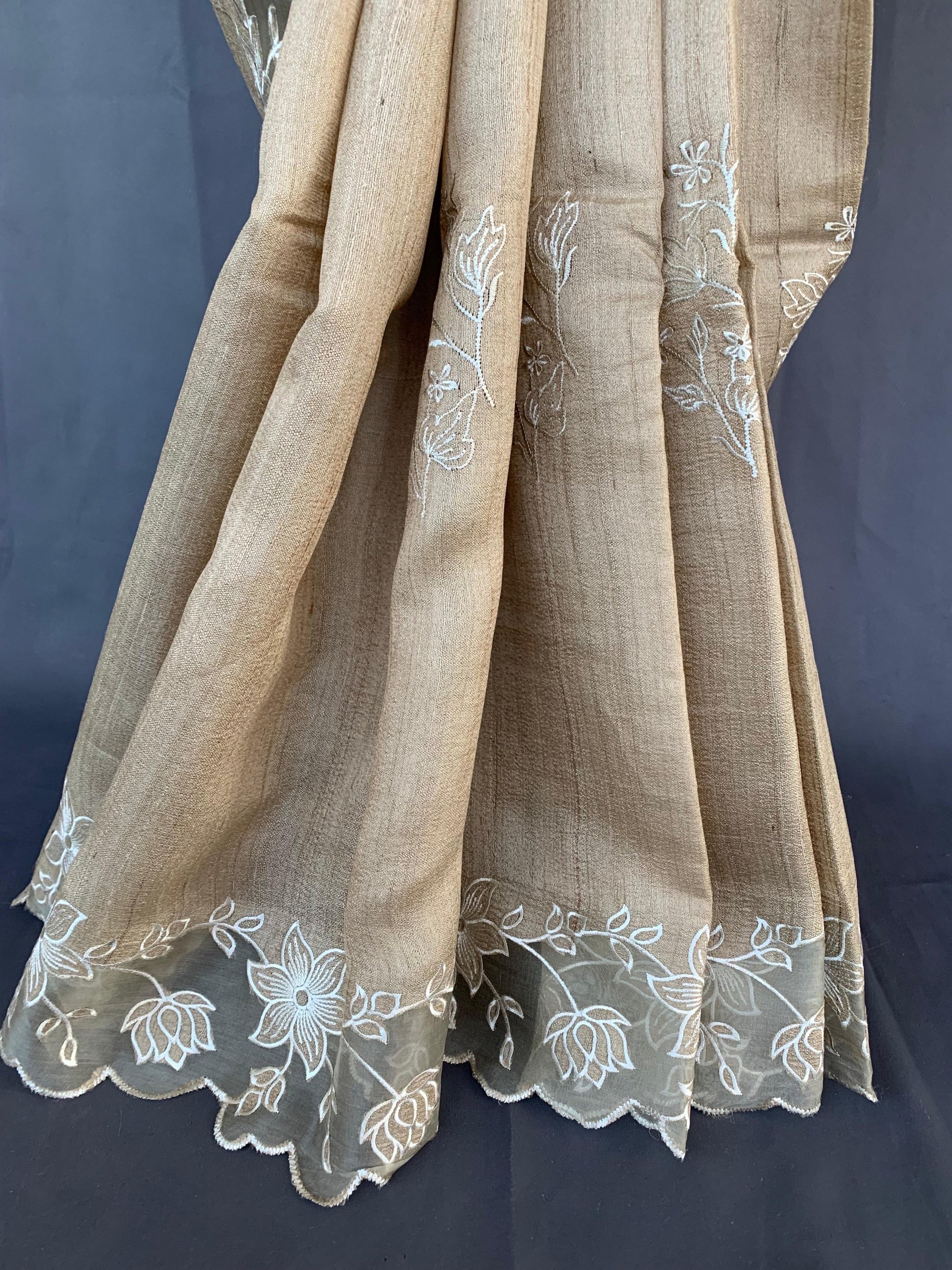 Pure handloom Tussar Designer Saree with Organza Applique Cutwork Border