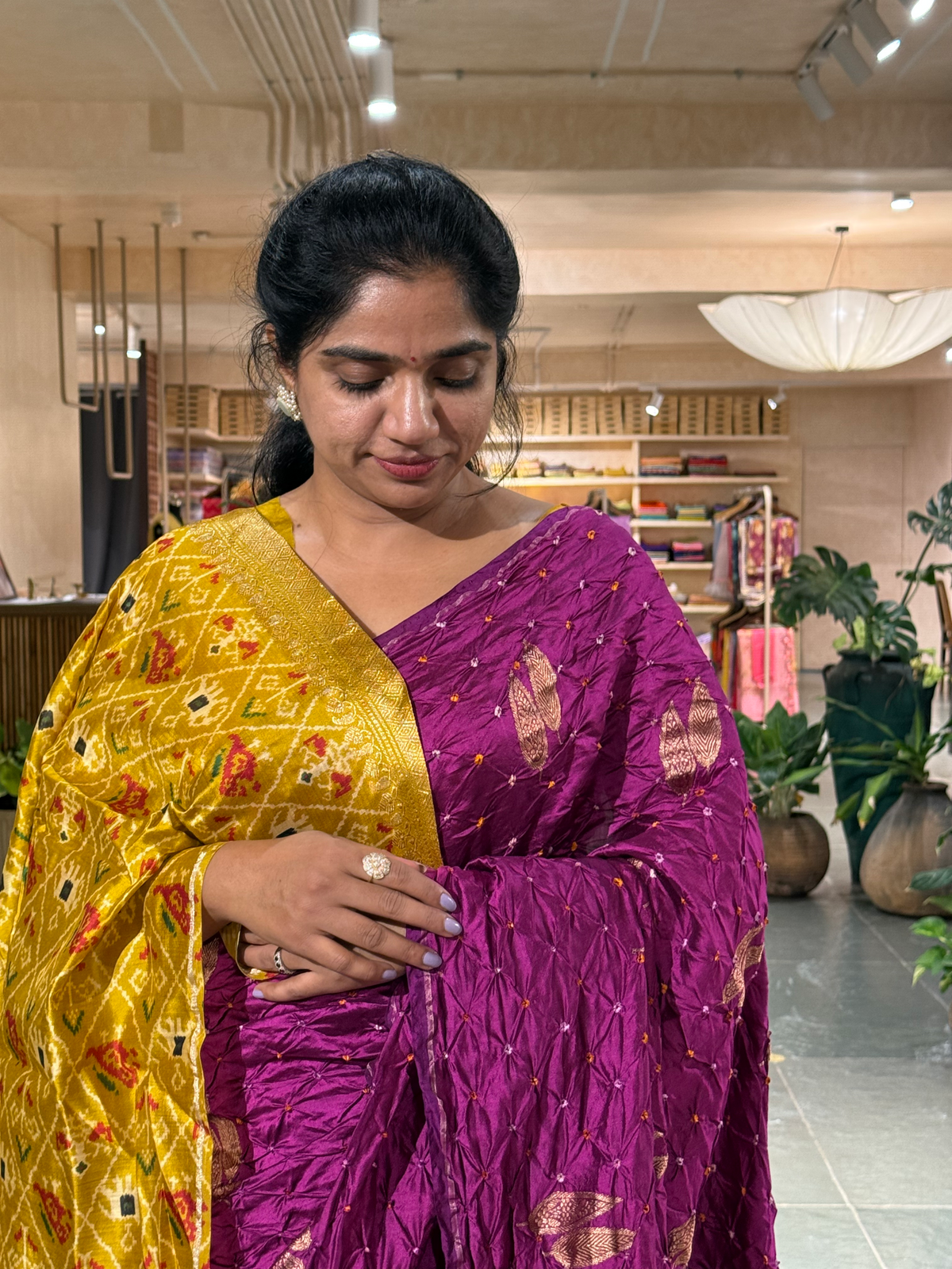 SCBA1101 : Pure Handloom Banarasi Chiniya Bandhej Saree with Patola Blouse